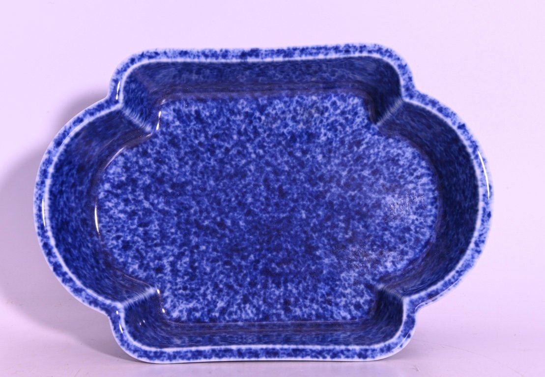 Chinese blue glaze porcelain washer