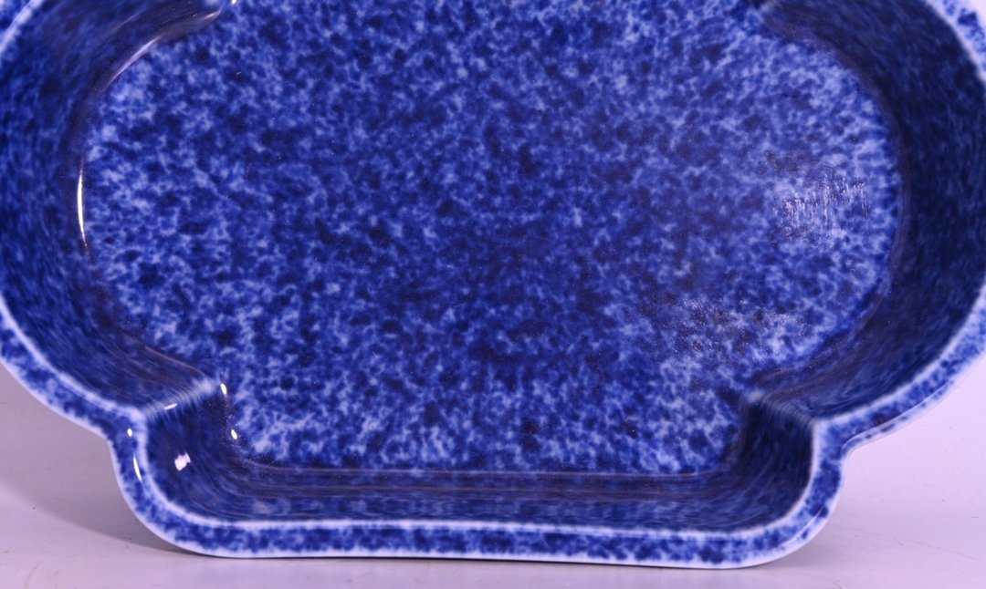 Chinese blue glaze porcelain washer