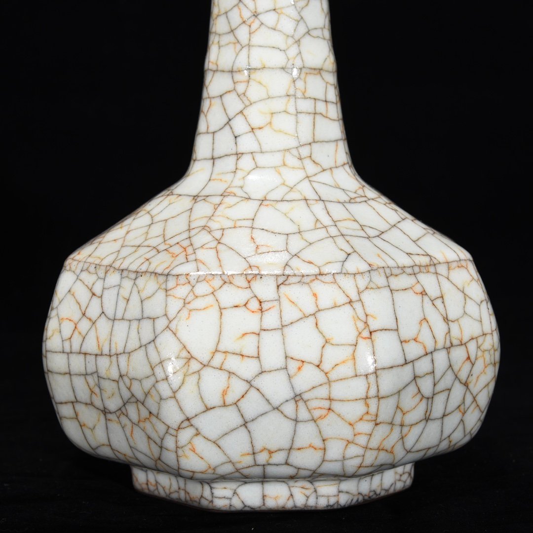 Chinese ge kiln porcelain vase