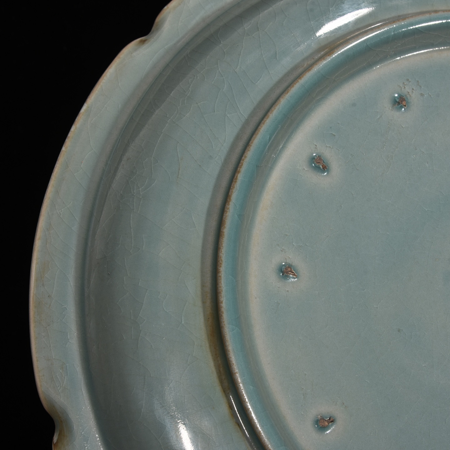 Chinese ru kiln porcelain large dish