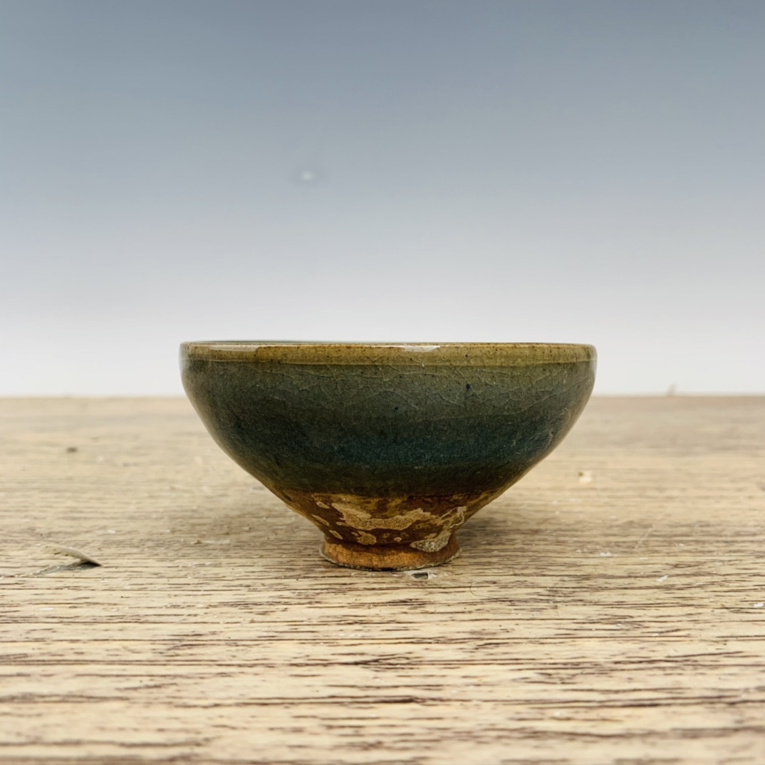 Chinese jun kiln porcelain bowl