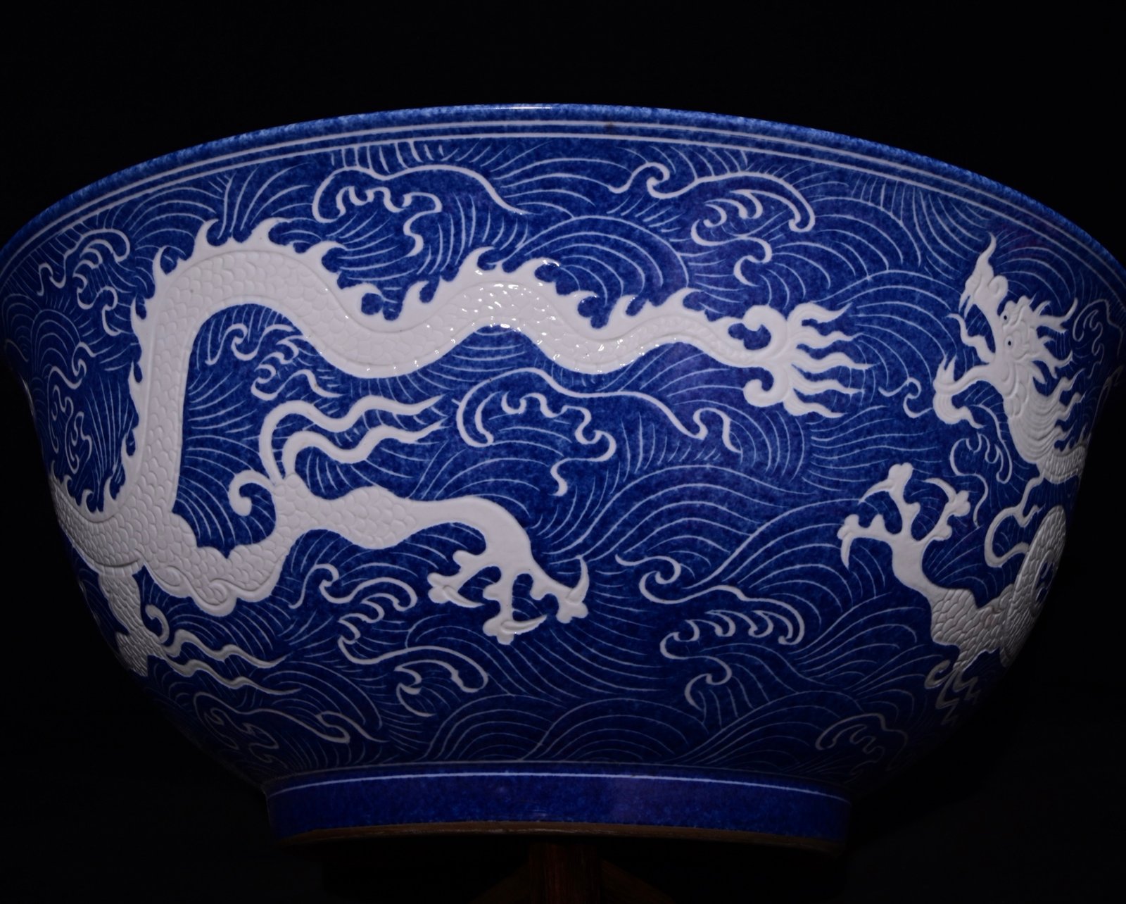 Chinese blue and white porcelain large bowl