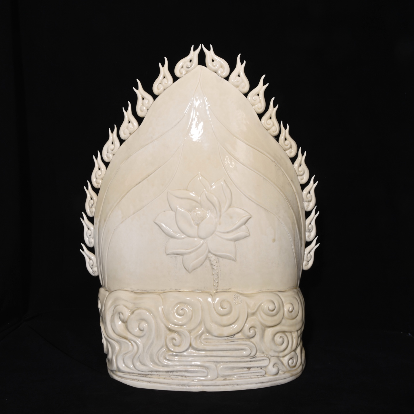 Chinese dehua porcelain buddha figure