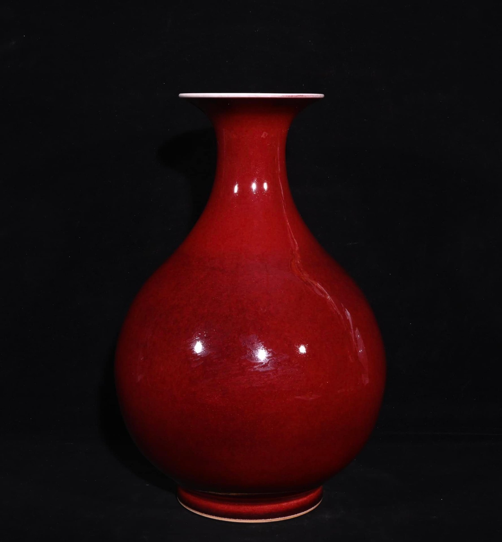 Chinese red glaze porcelain vase