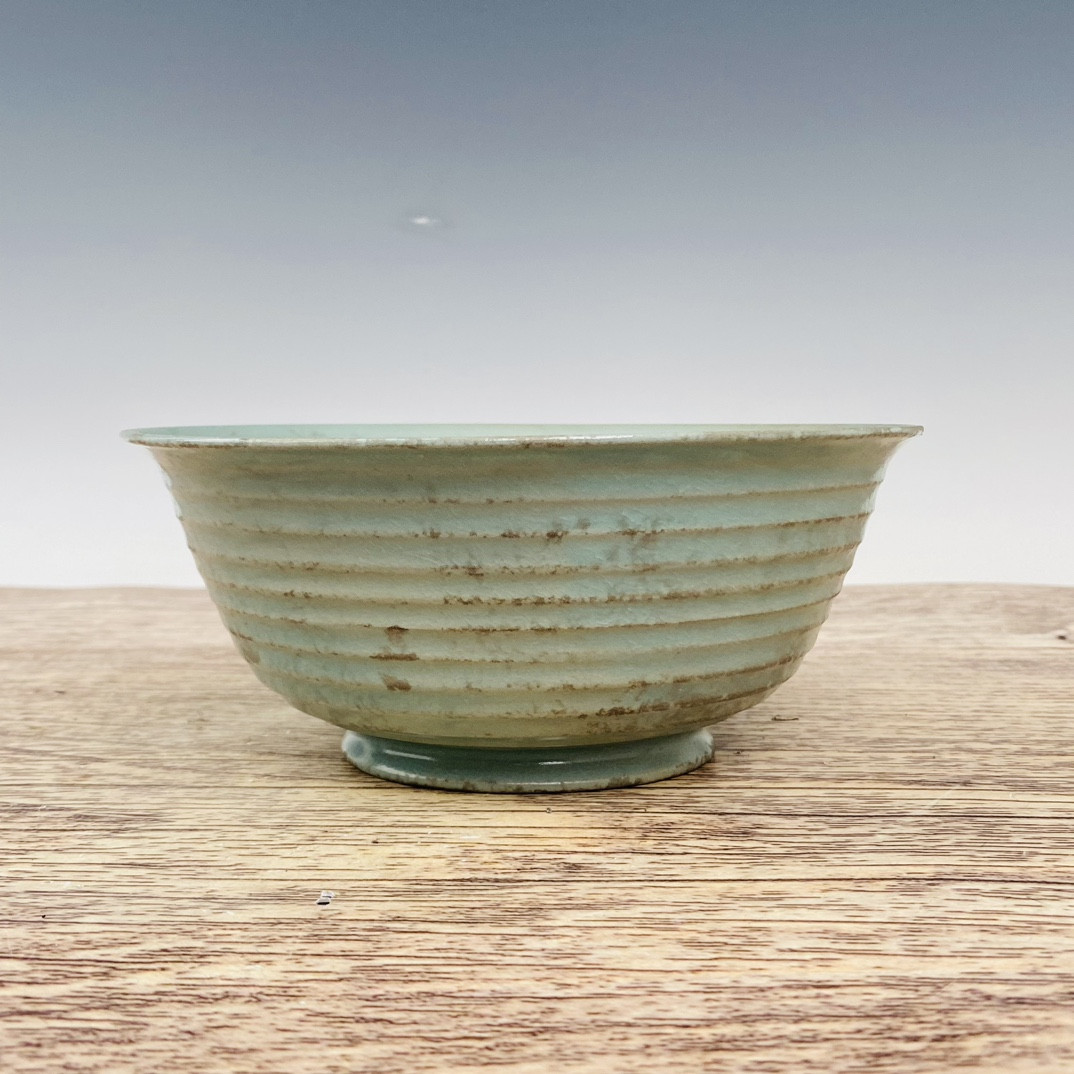 Chinese ru kiln porcelain bowl