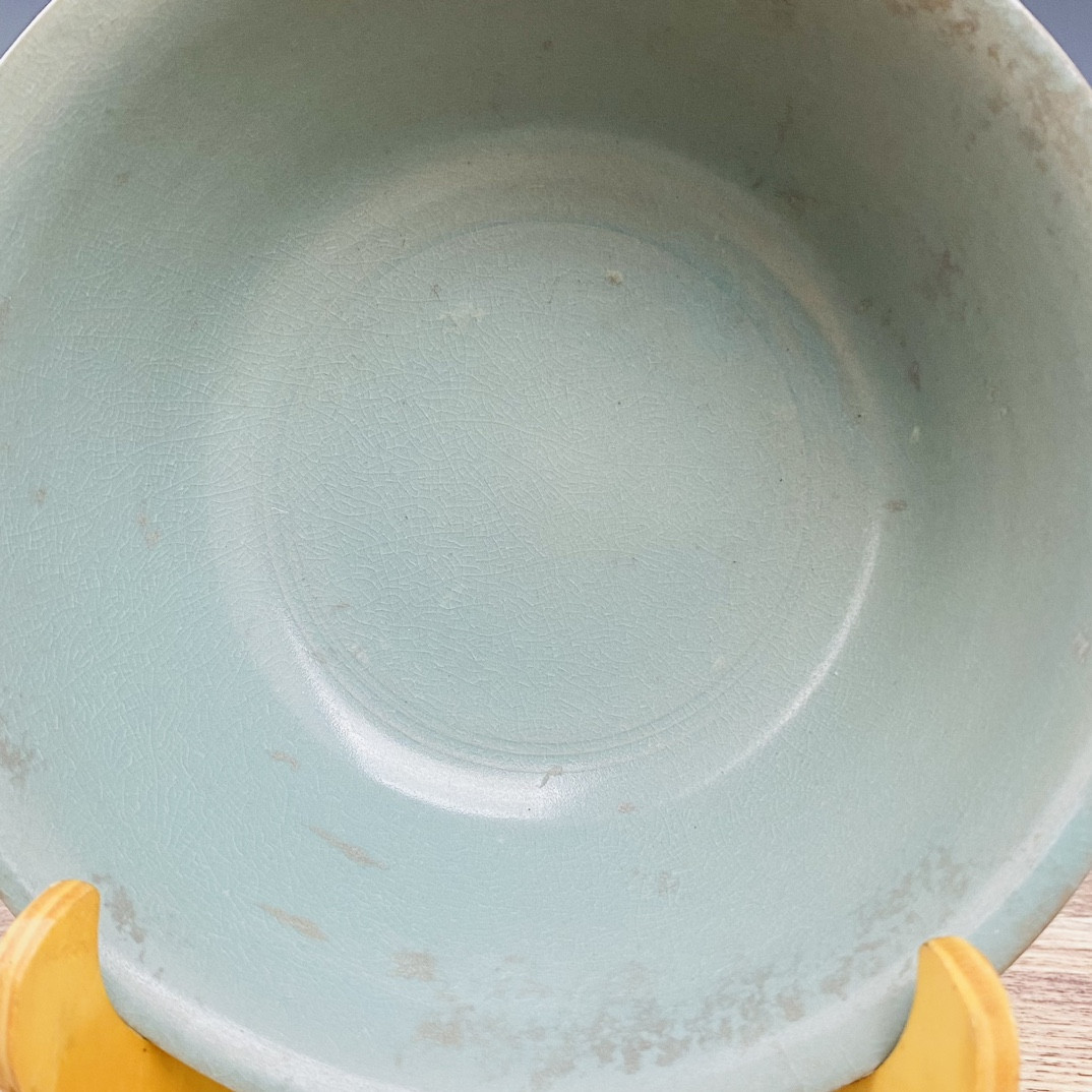 Chinese ru kiln porcelain bowl