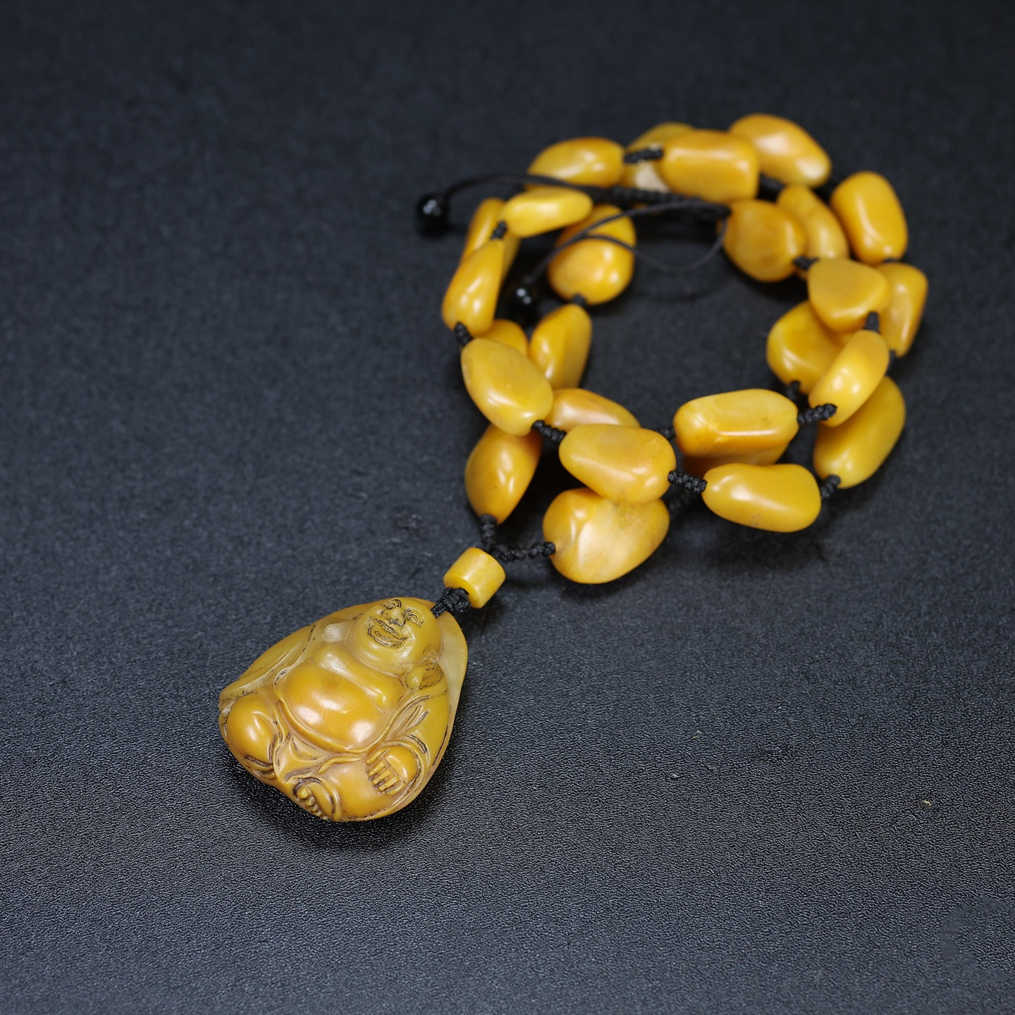 Chinese natural shoushan stone carved necklace