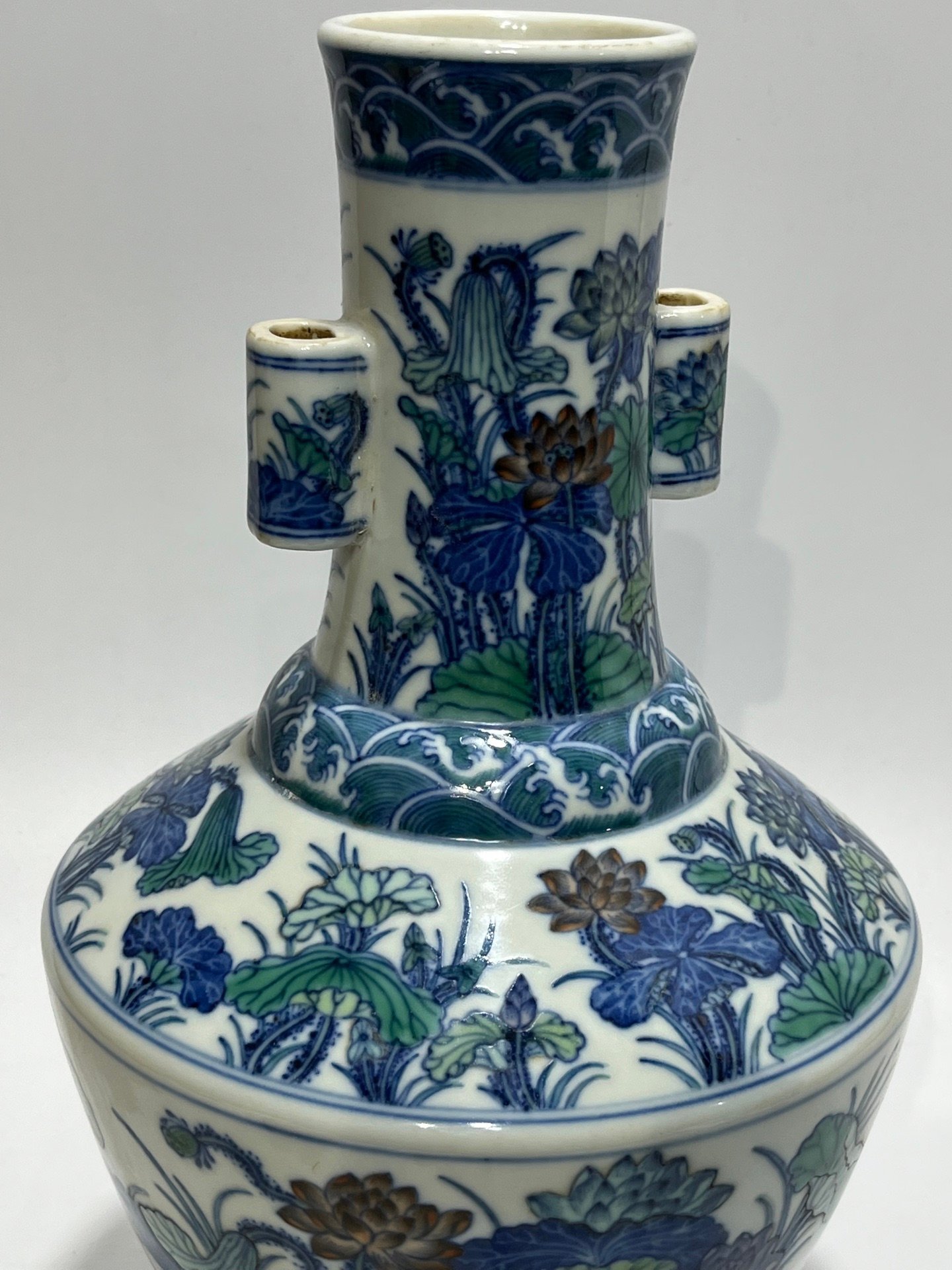 Qing Dynasty Qianlong Doucai Lotus Amphora