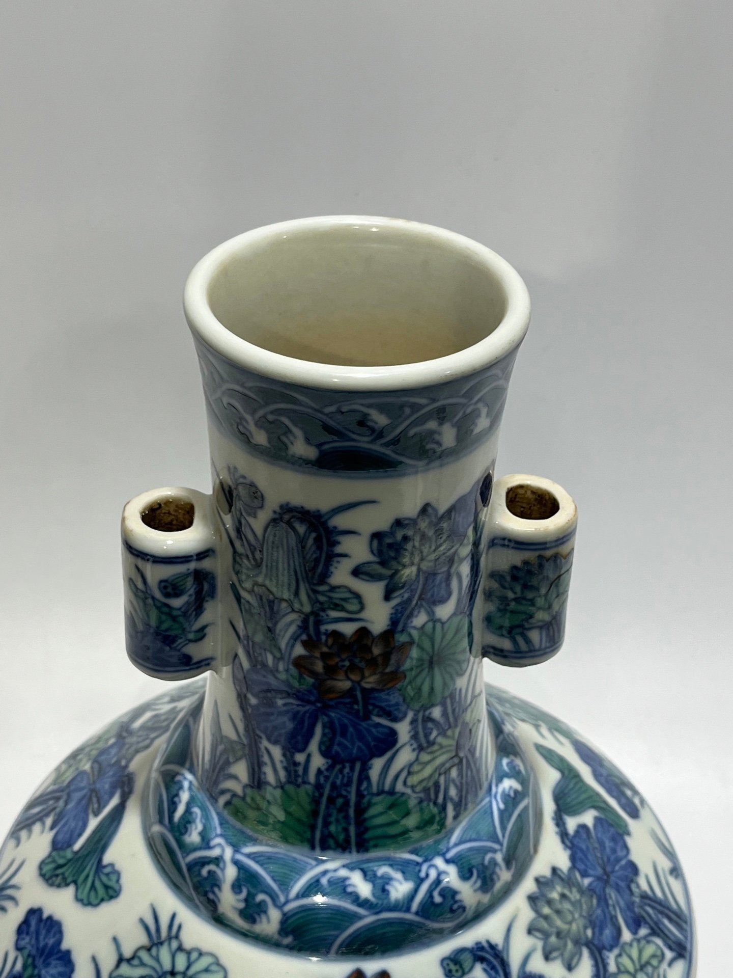 Qing Dynasty Qianlong Doucai Lotus Amphora