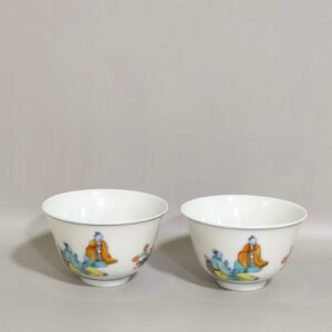 Ming Dynasty Qianlong Chenghua annual sustenance doucai character story Gao Shitu cup