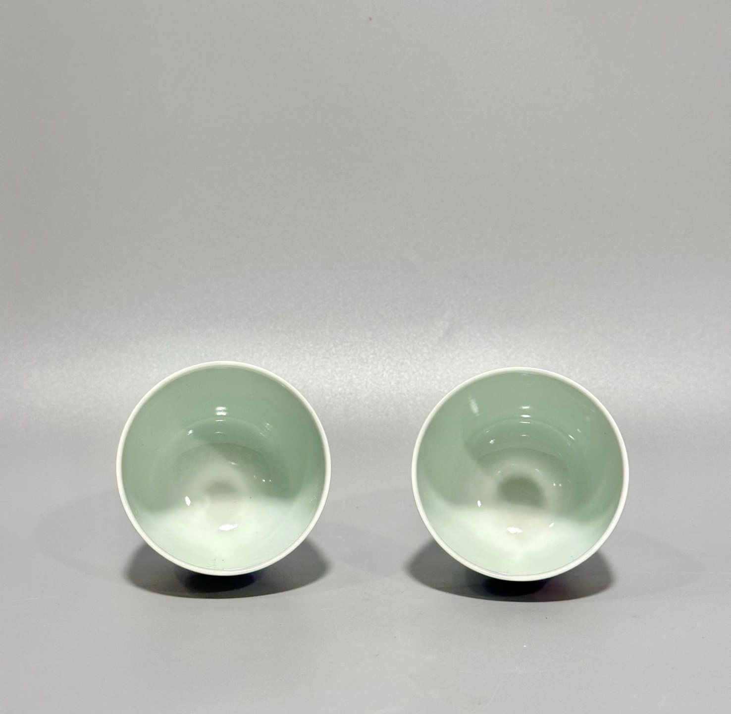 Qing Dynasty Qianlong pastel pomegranate cup