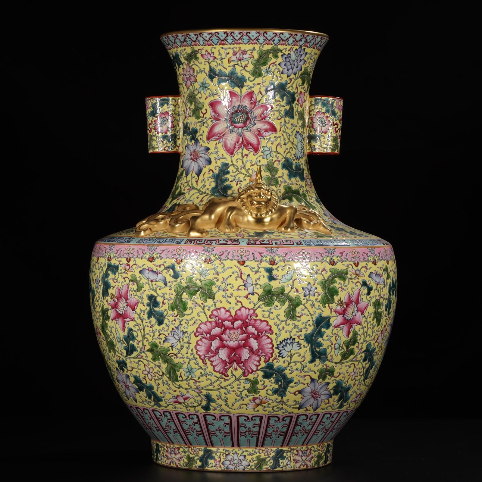 Qing Dynasty Qianlong pastel painted gold-wrapped lotus flower and amphora