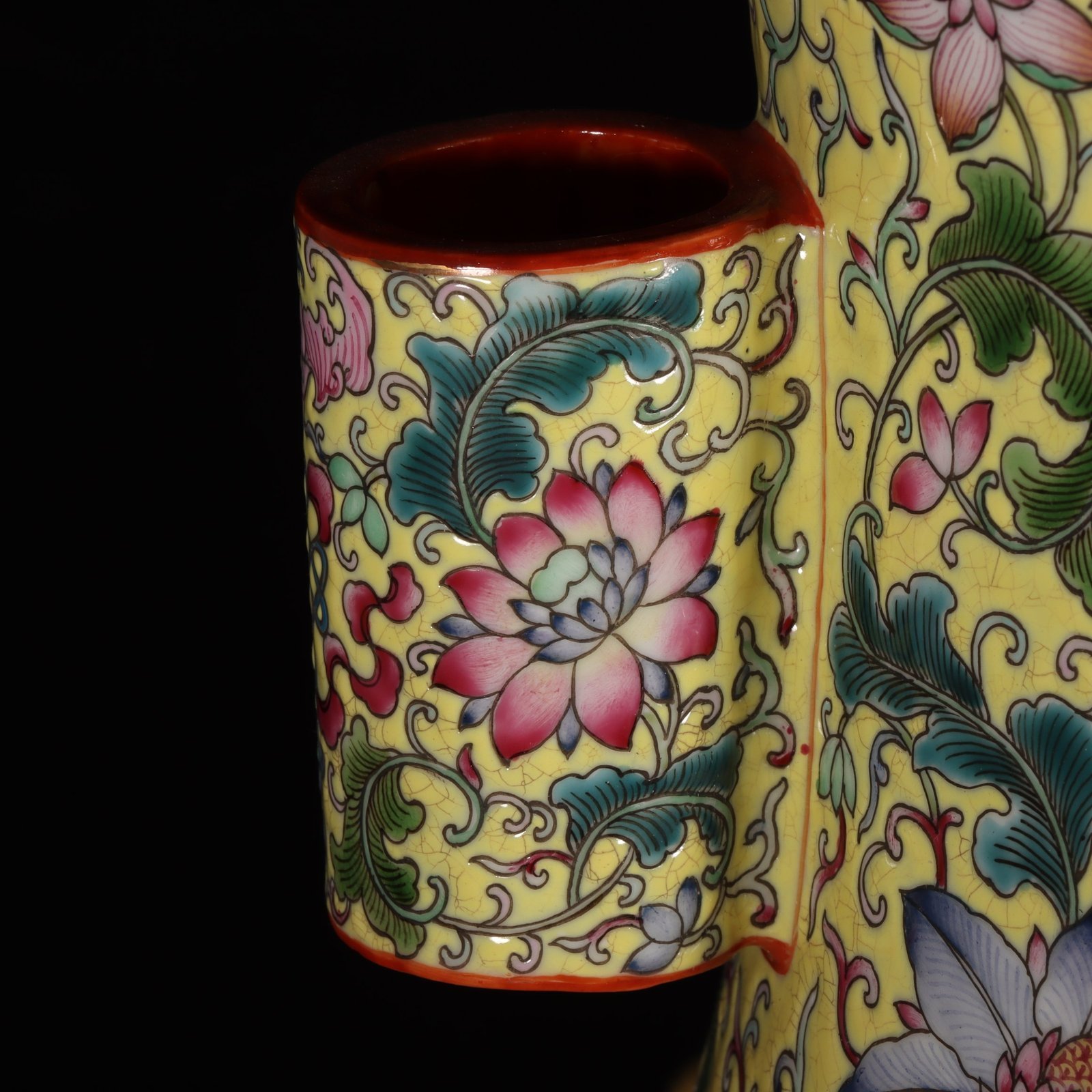 Qing Dynasty Qianlong pastel painted gold-wrapped lotus flower and amphora