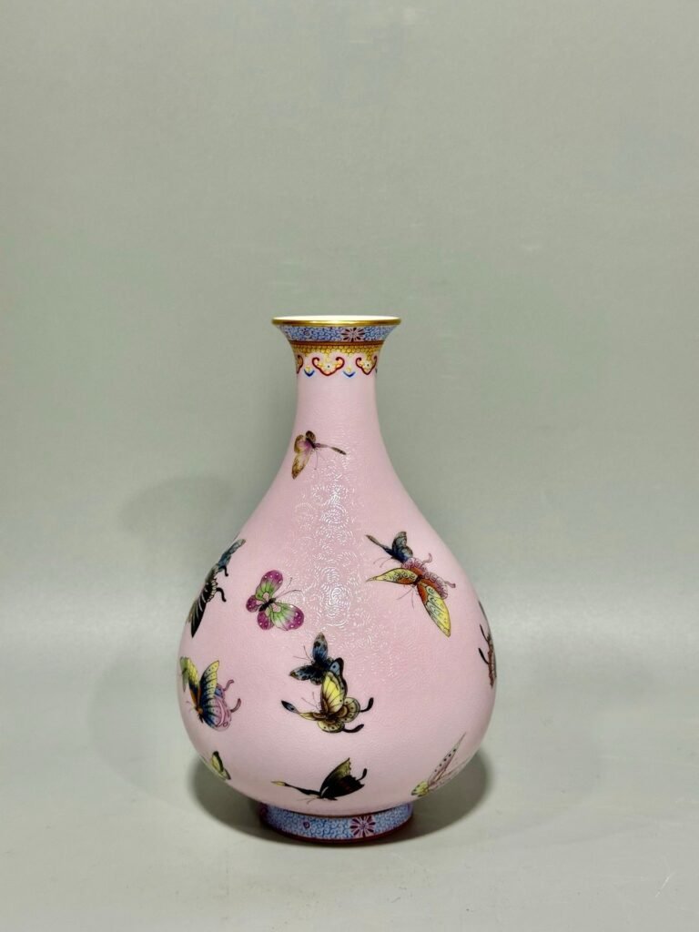Qing Dynasty Yongzheng jade Fuchun vase