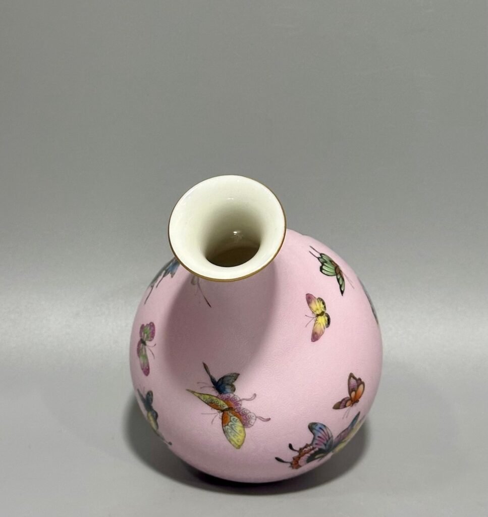 Qing Dynasty Yongzheng jade Fuchun vase
