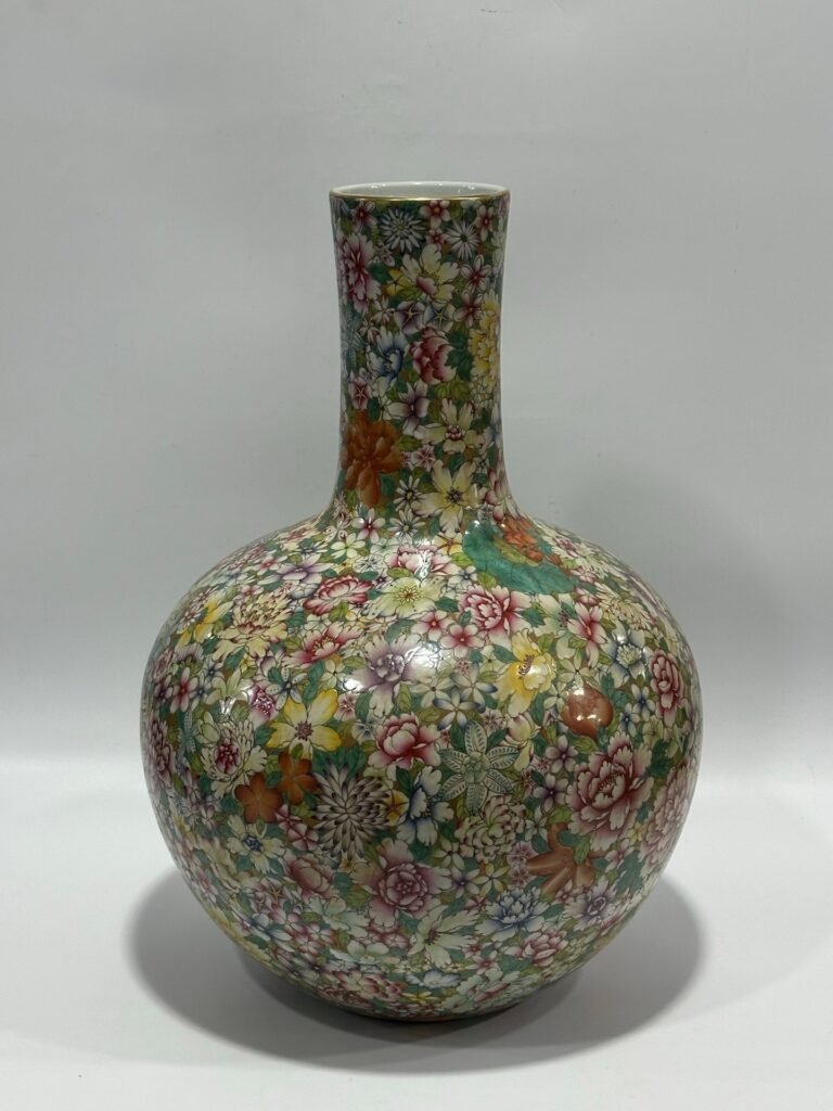 Qing Dynasty Yongzheng an enamel celestial vase