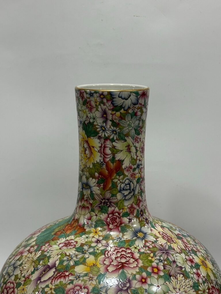 Qing Dynasty Yongzheng an enamel celestial vase
