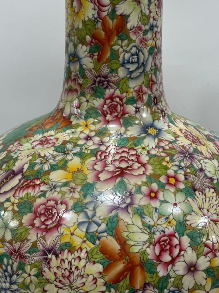 Qing Dynasty Yongzheng an enamel celestial vase