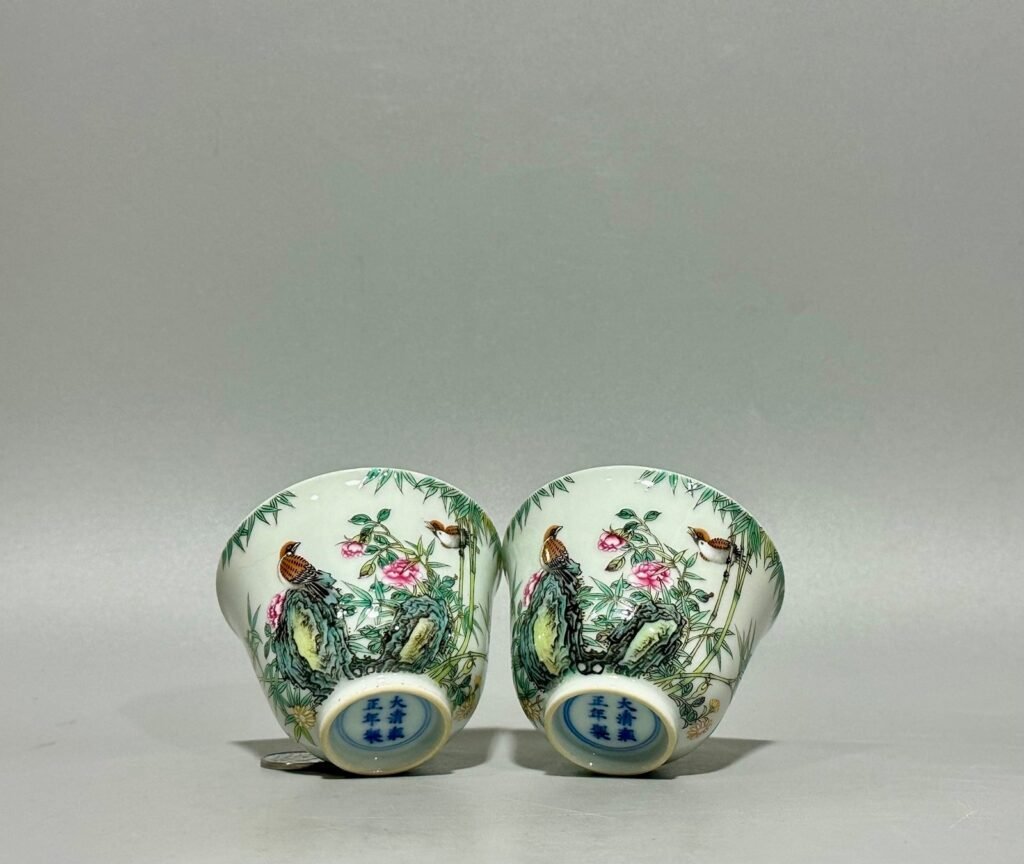Qing Dynasty Yongzheng this enamel flower and bird cup