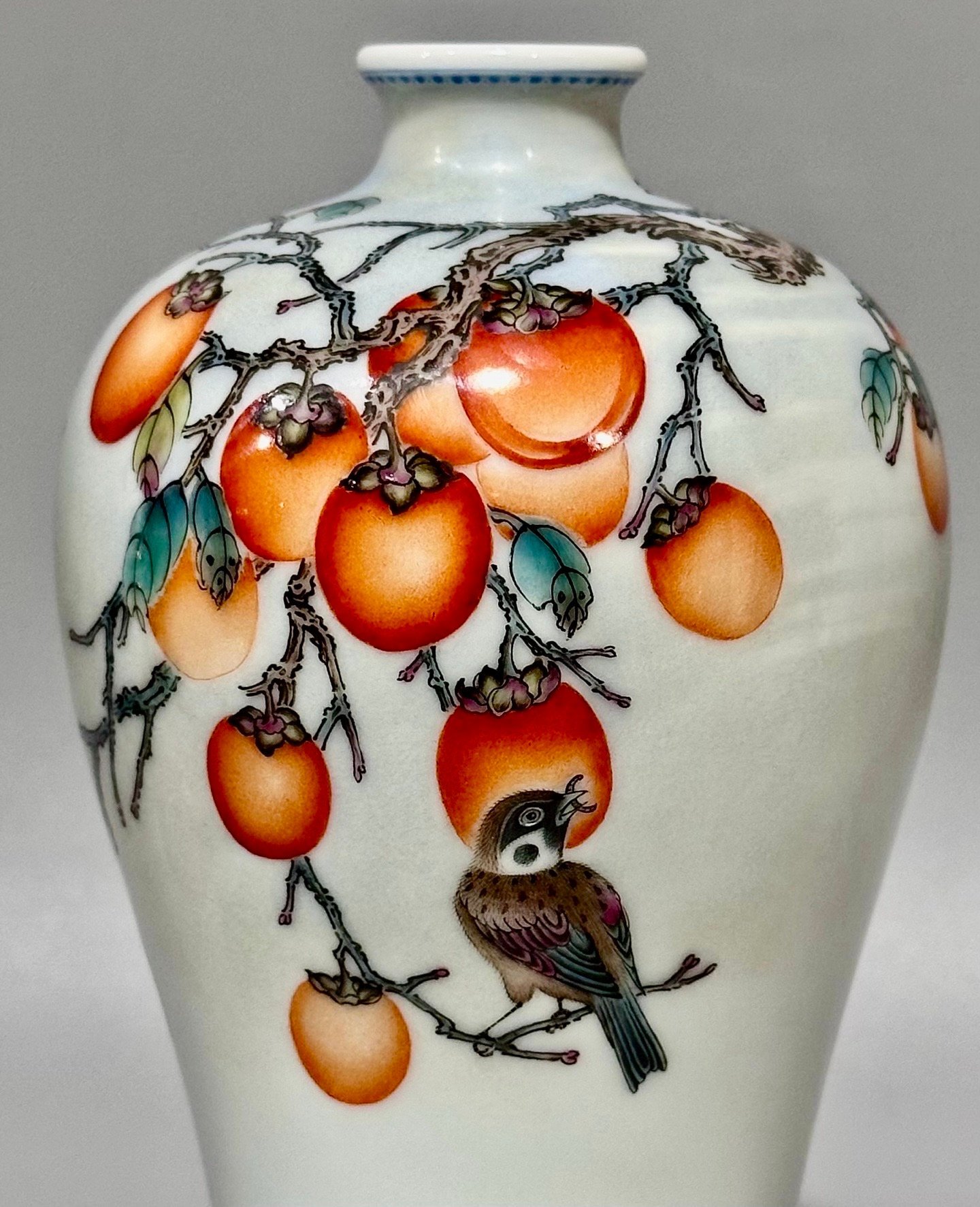 Qing Dynasty Yongzheng this enamel vase with flower