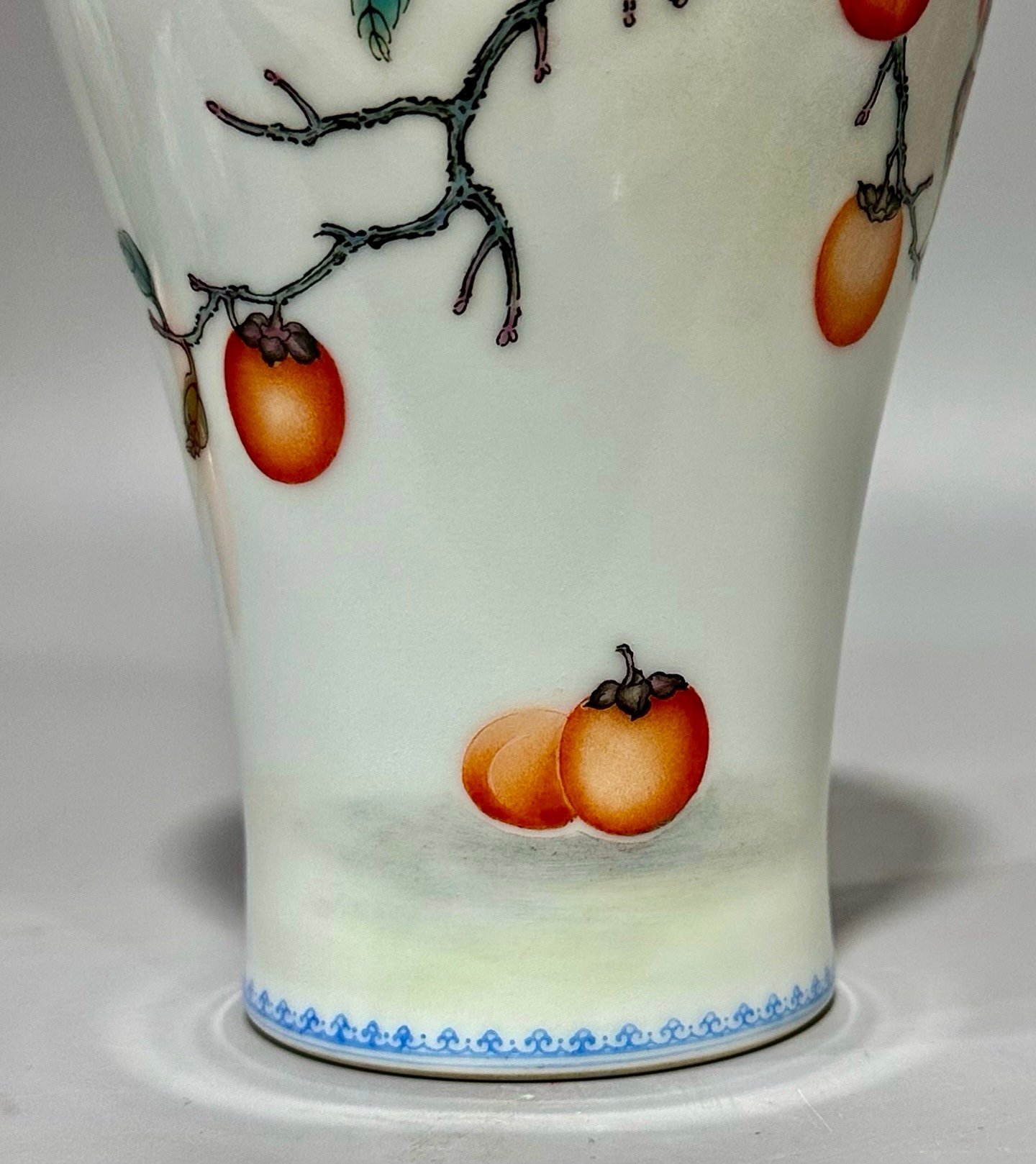 Qing Dynasty Yongzheng this enamel vase with flower