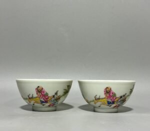 Qing Dynasty Yongzheng this pastel bowl