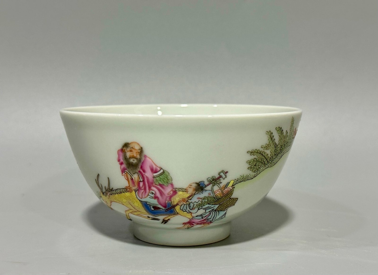 Qing Dynasty Yongzheng this pastel bowl