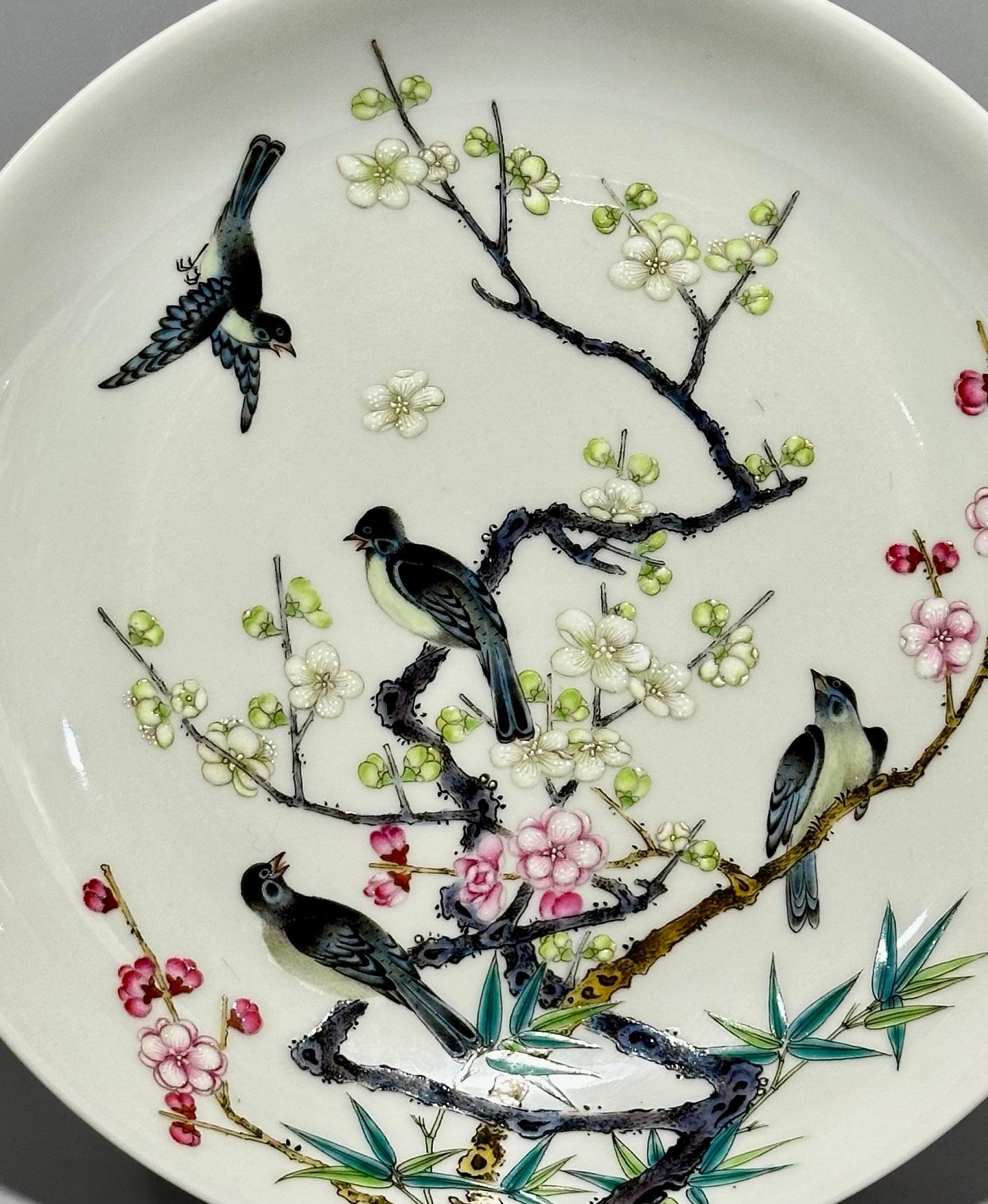 Qing Dynasty Yongzheng this pastel magpie plate