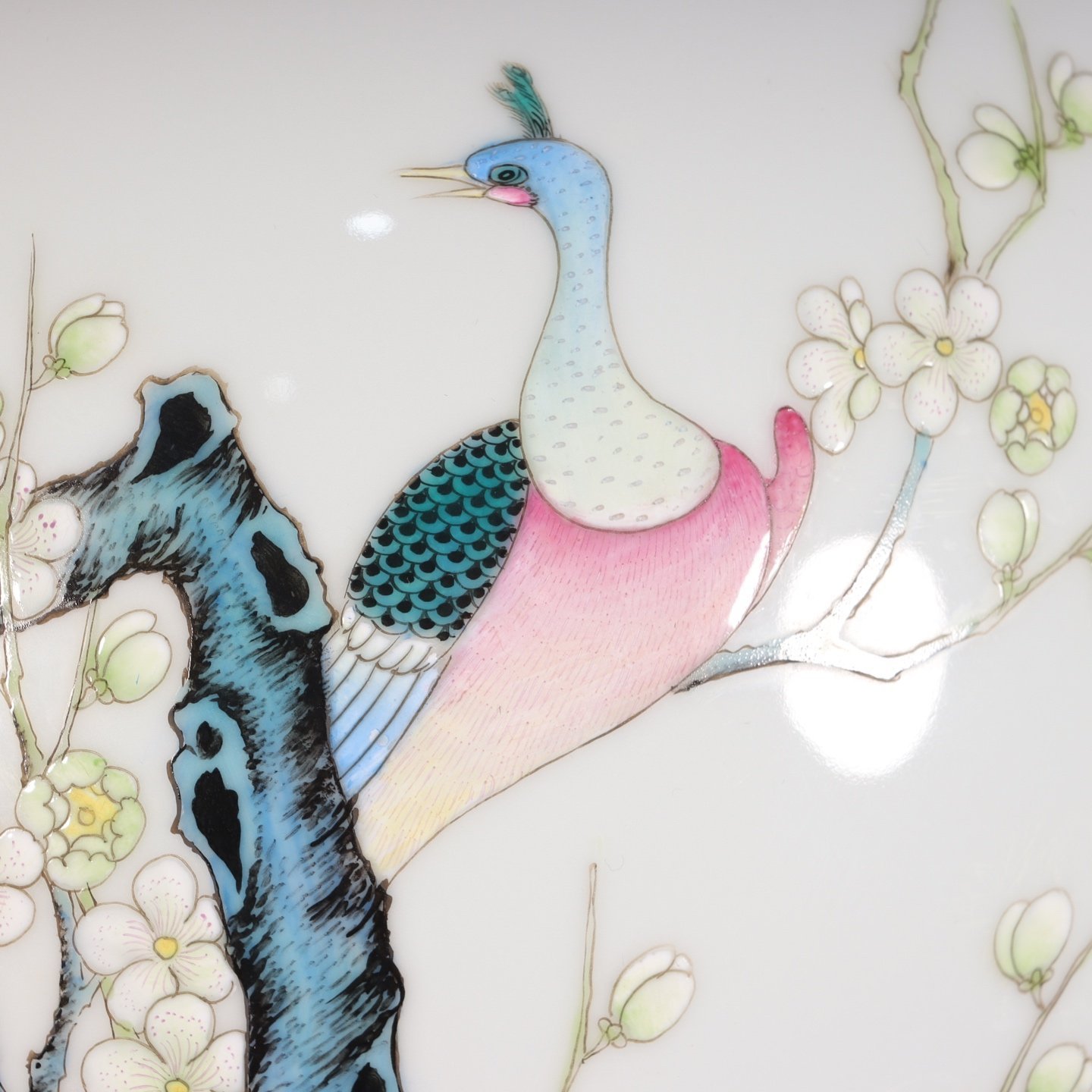 Qing Dynasty Yongzheng this pastel plum vase