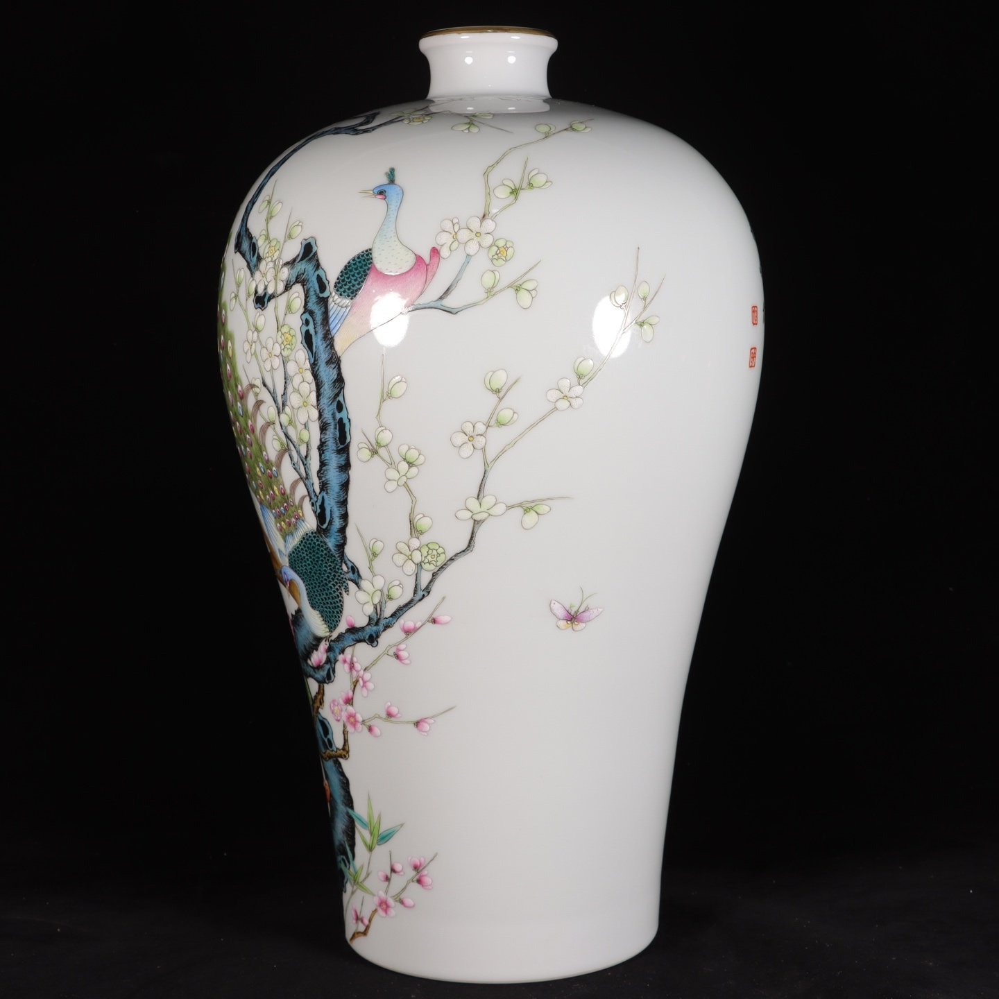 Qing Dynasty Yongzheng this pastel plum vase