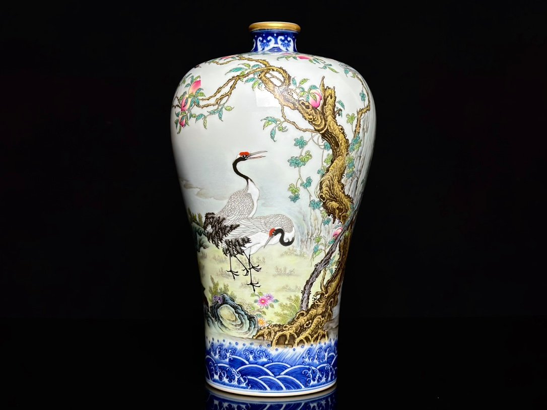 Qing Dynasty Yongzheng blue and white with gold rim deer and crane in spring plum vase