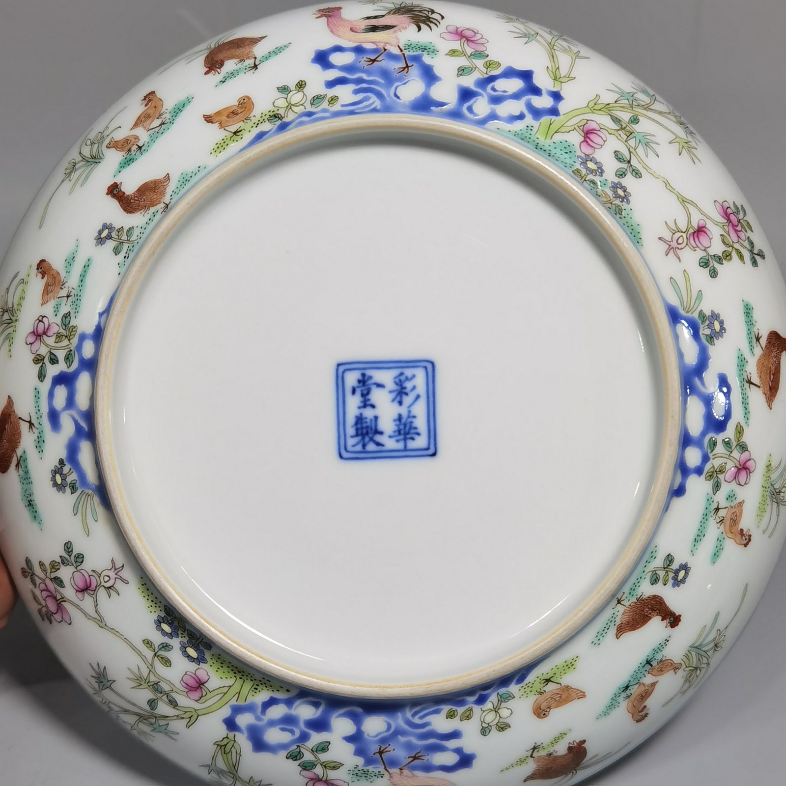 Song Dynasty Cai Xiang pair of pastel family portrait plates