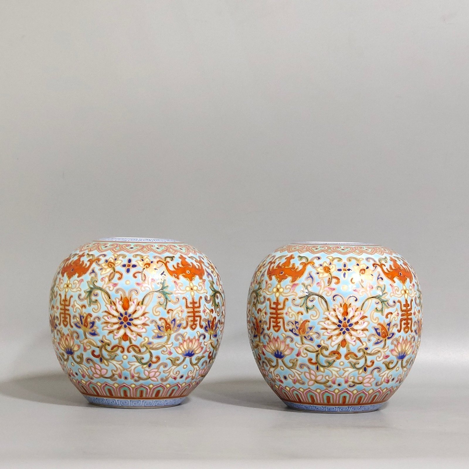 Qing Dynasty Daoguang The Apple Seal of Fortune and Longevity Burner by Shendetang with continuous golden lines