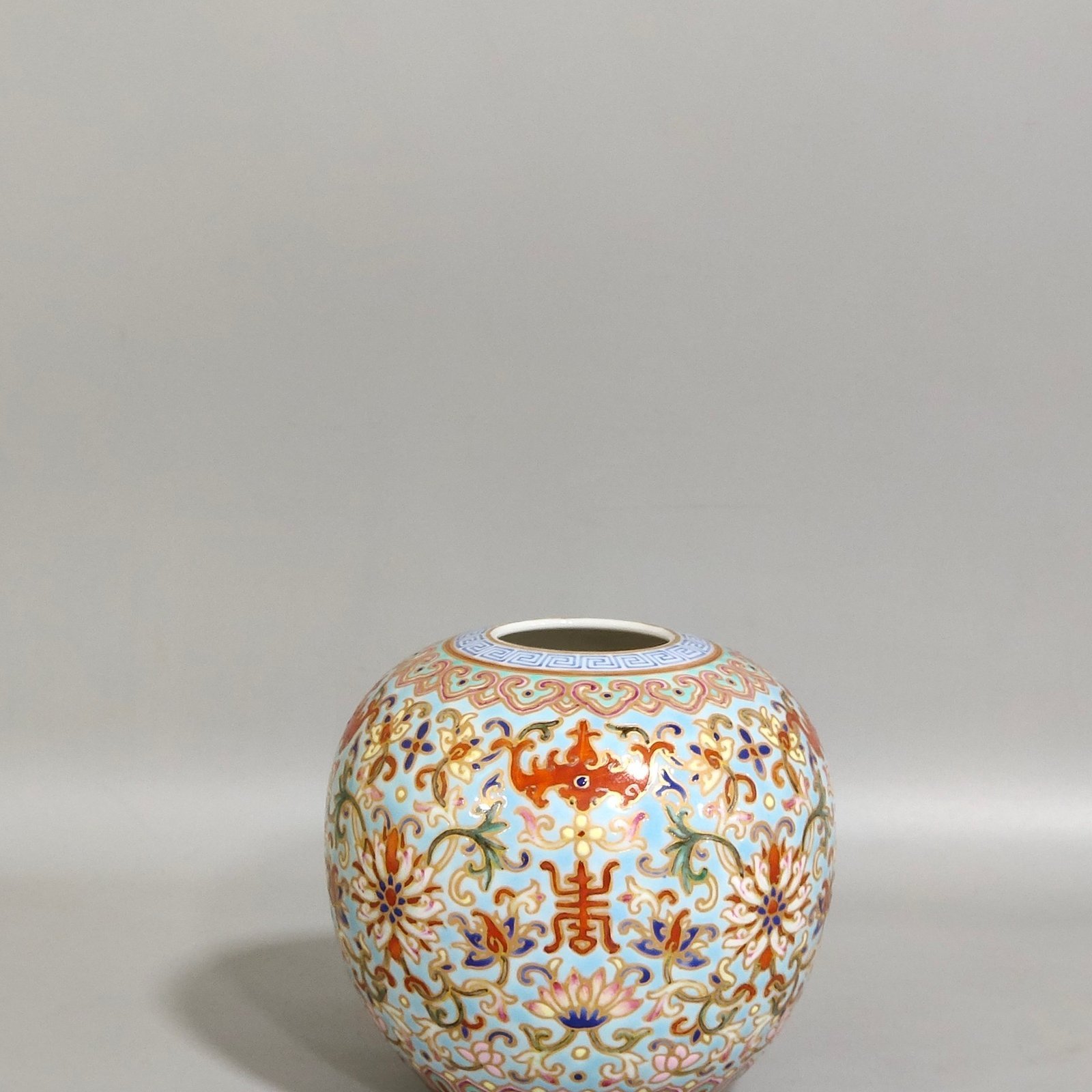 Qing Dynasty Daoguang The Apple Seal of Fortune and Longevity Burner by Shendetang with continuous golden lines