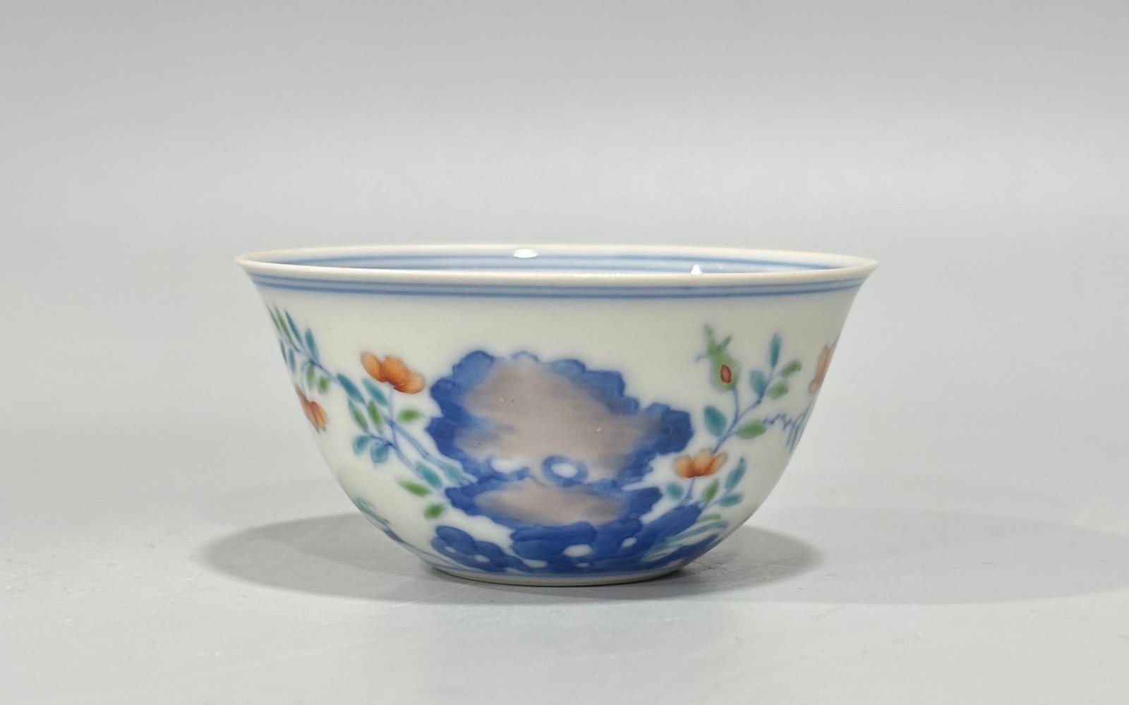Qing Dynasty Daoguang pair of Yongzheng Doucai Chicken Cups