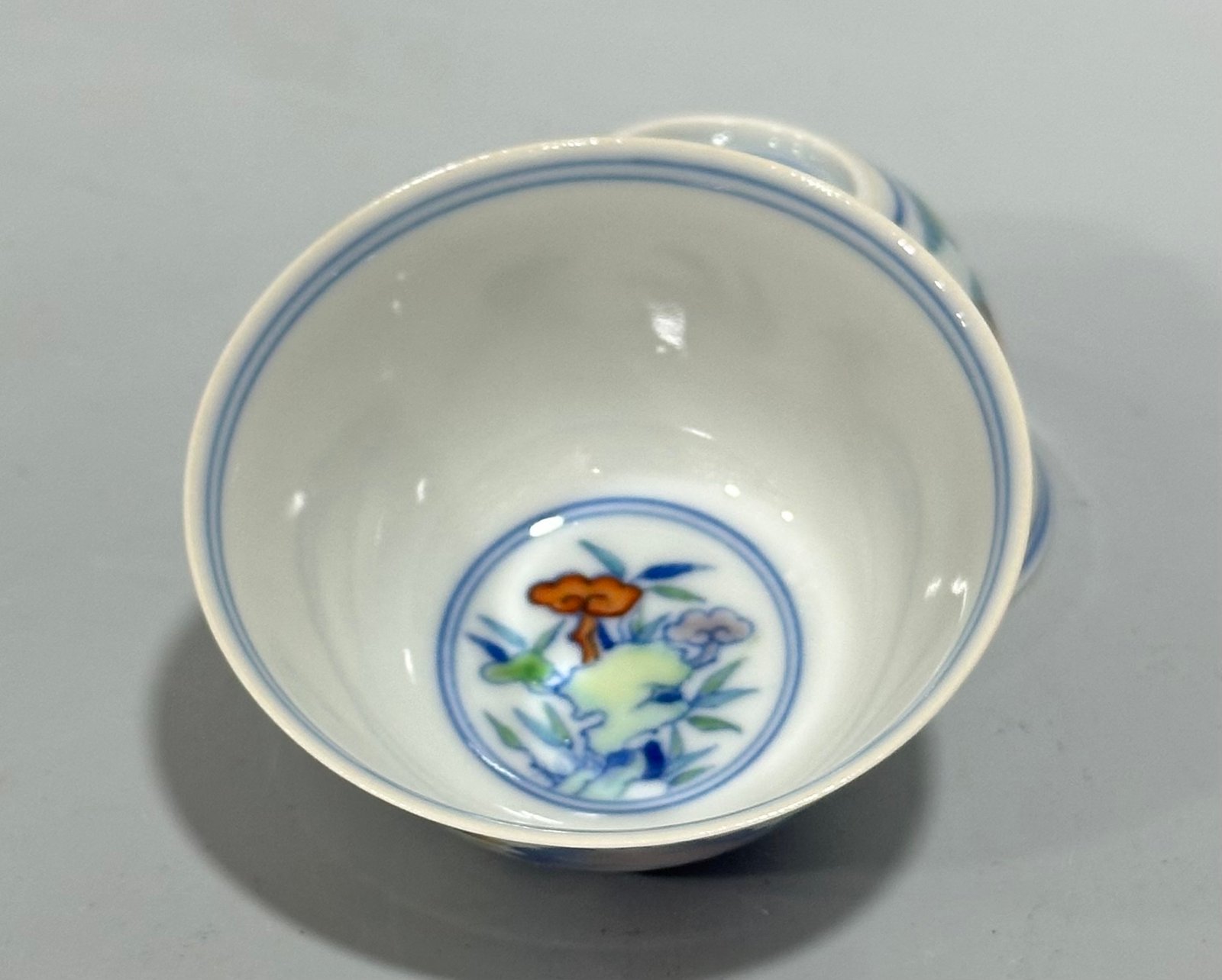 Qing Dynasty Daoguang pair of Yongzheng Doucai Chicken Cups