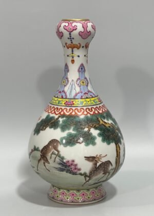 Qing Dynasty Qianlong pastel pine deer and crane garlic vase