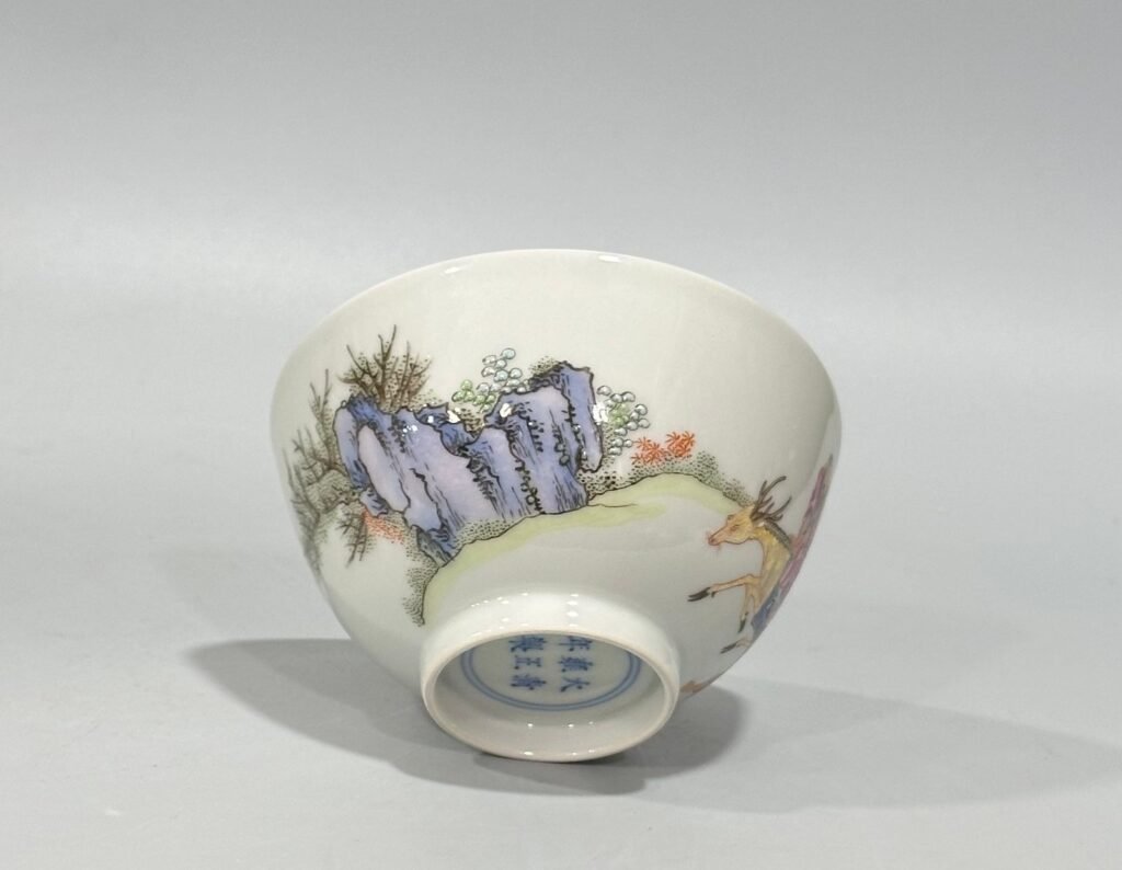 Qing Dynasty Yongzheng pastel tea cup