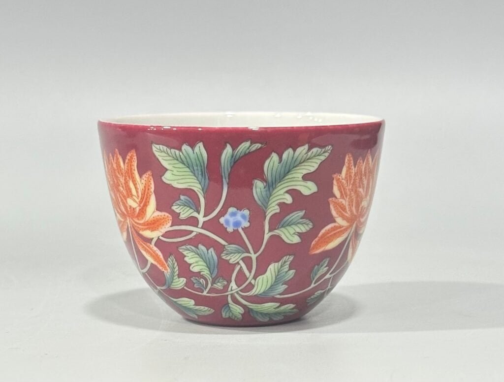 Qing Dynasty Yongzheng carmine red flower-tangled cup