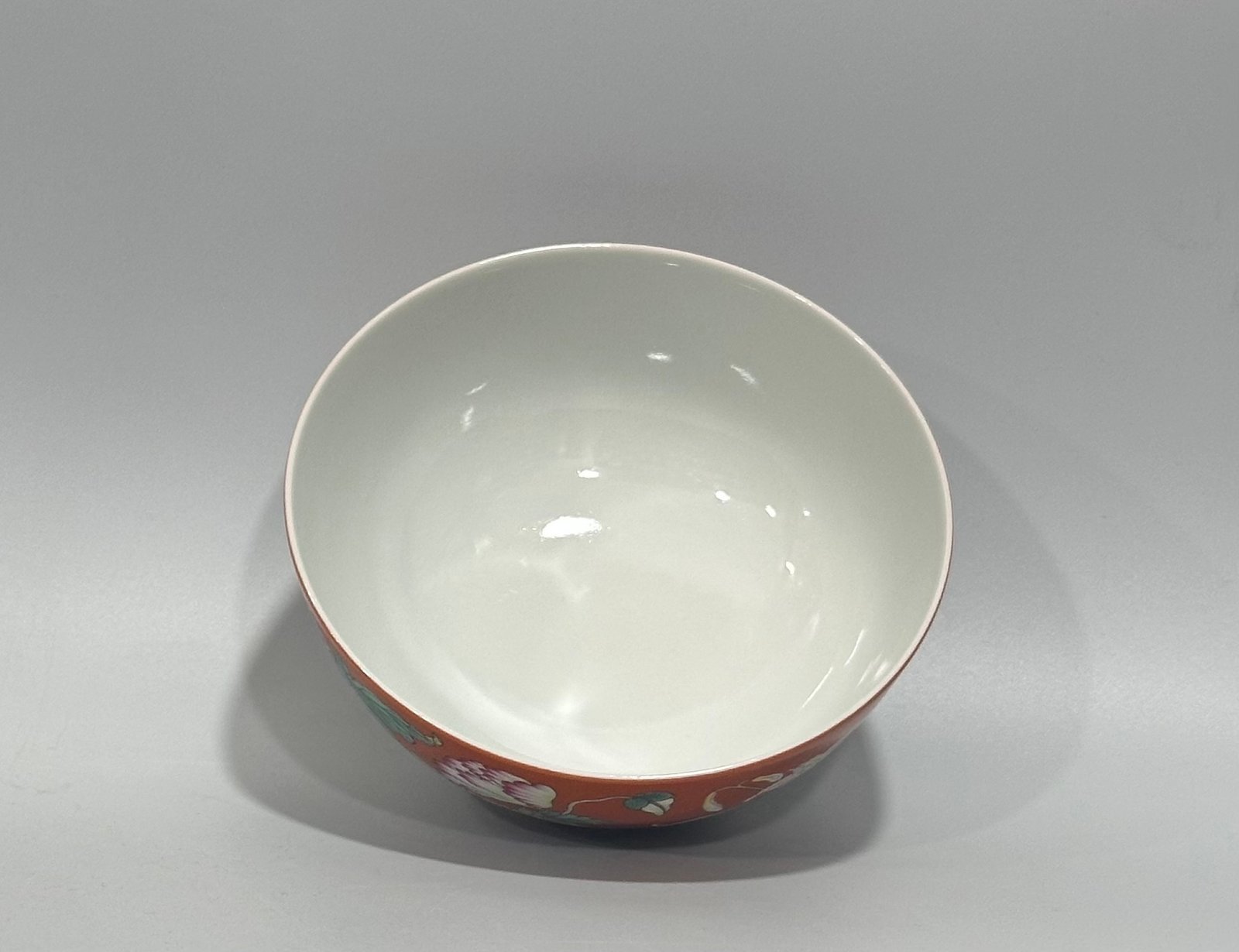Qing Dynasty Yongzheng enamel flower bowl