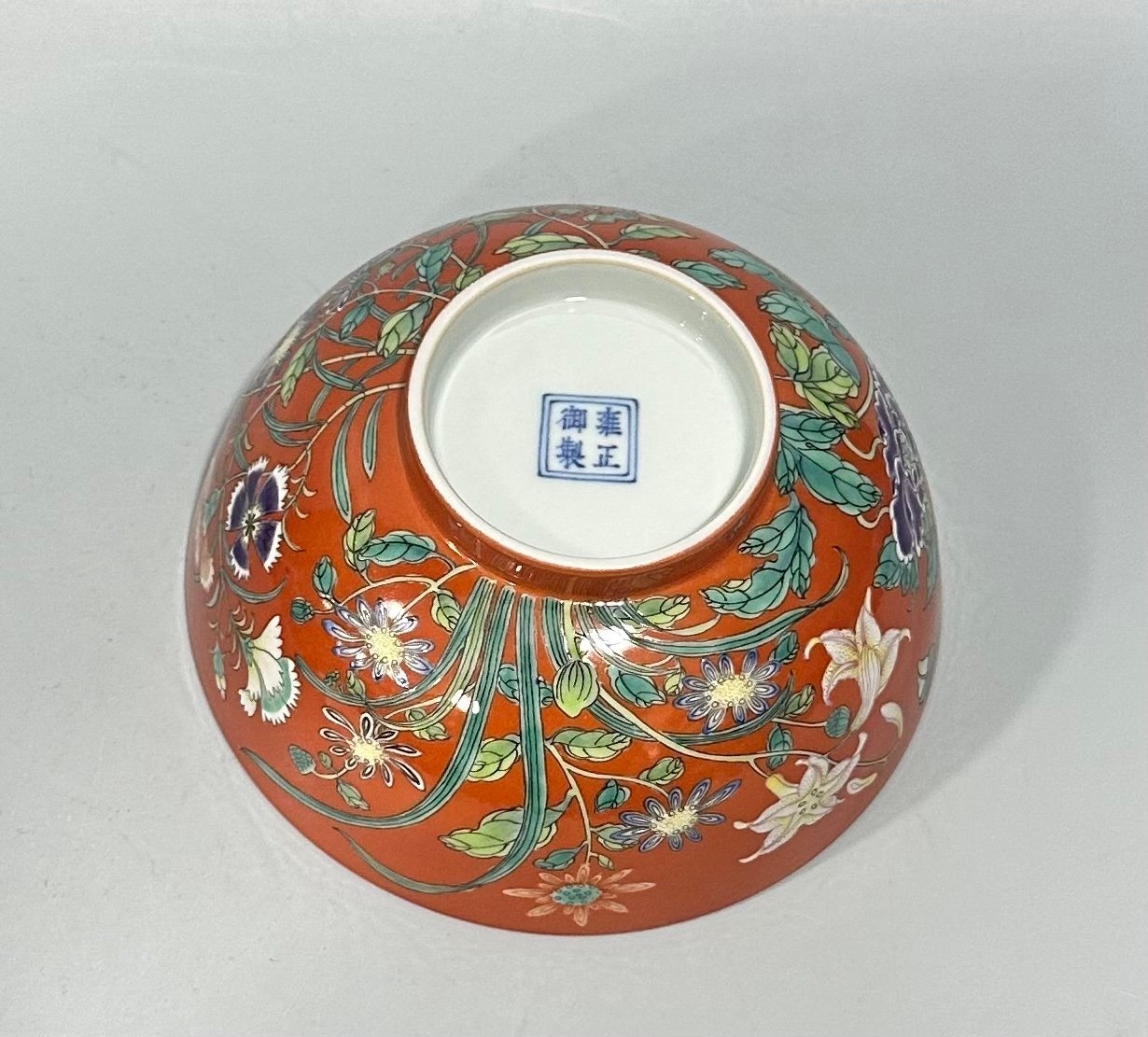 Qing Dynasty Yongzheng enamel flower bowl
