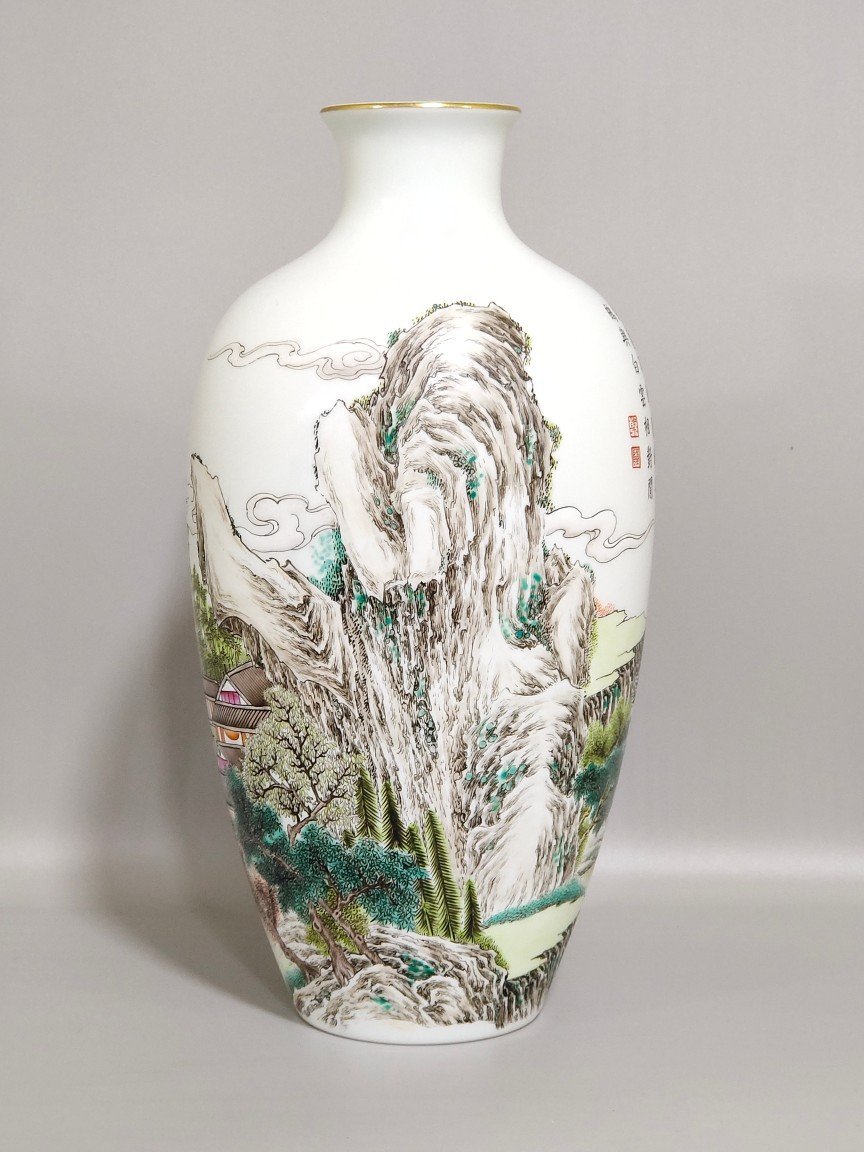 Qing Dynasty plum vase Burner in the Hongxian year with ink and color paintings