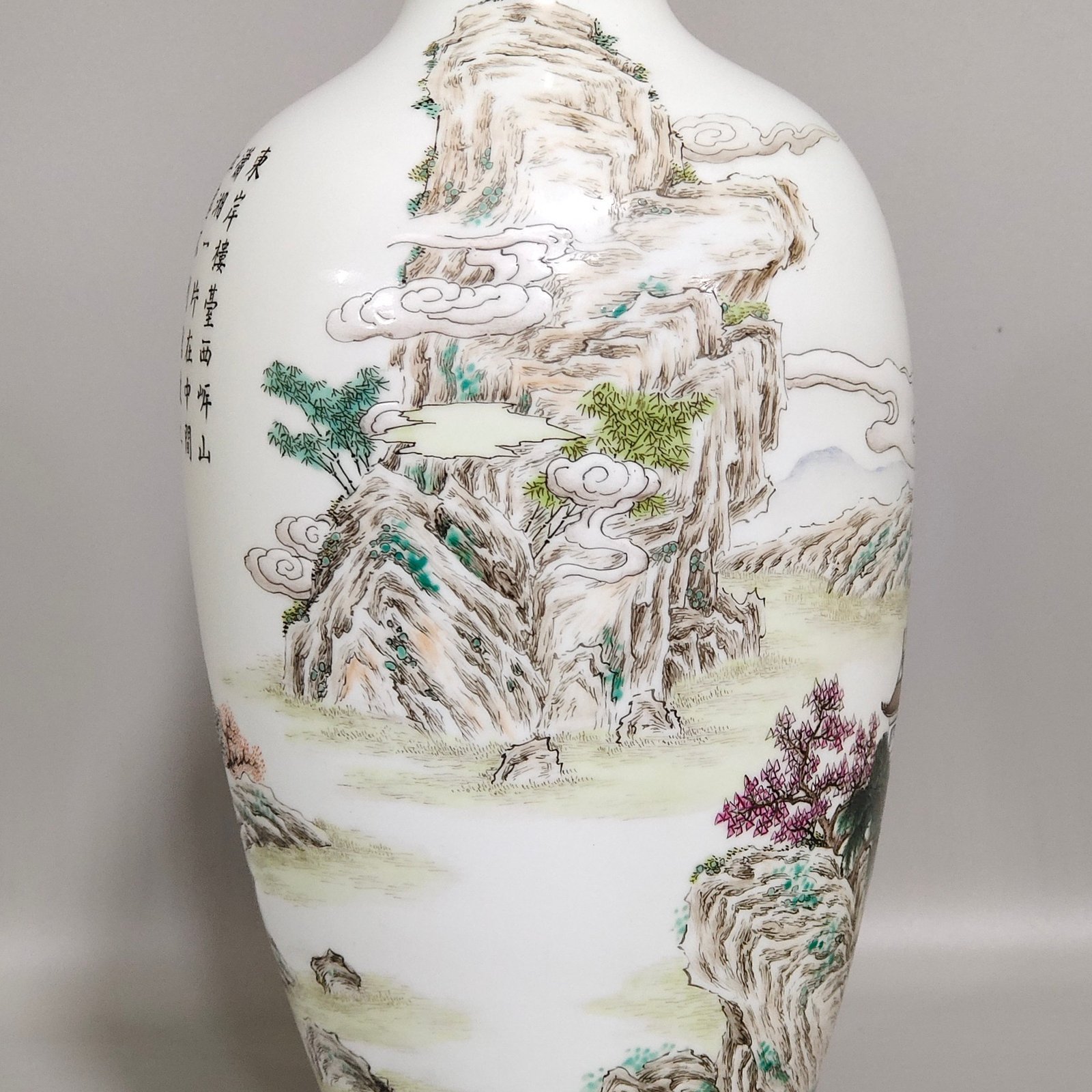 Qing Dynasty plum vase Burner in the Hongxian year with ink and color paintings