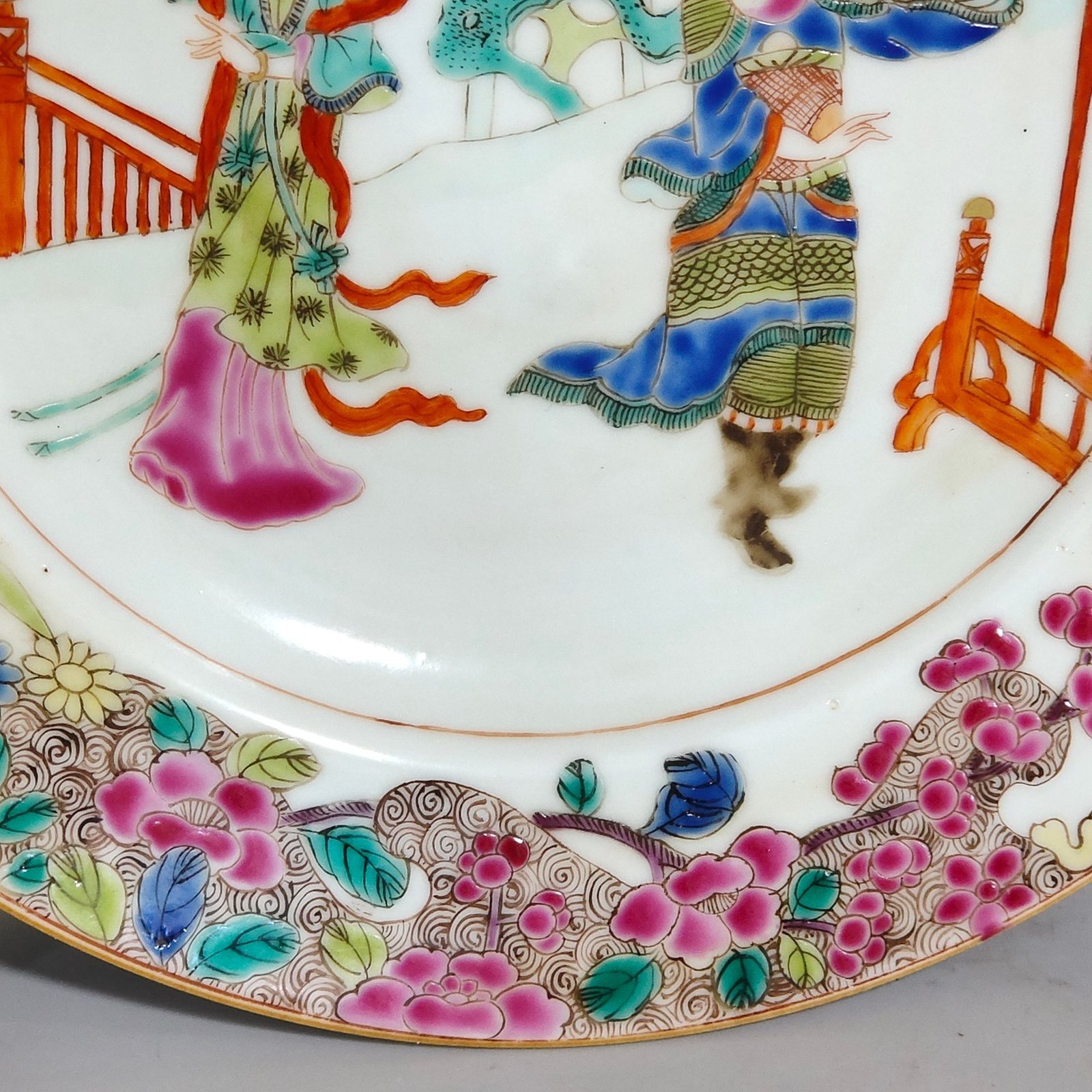Qing Dynasty Overseas return and export character story plate