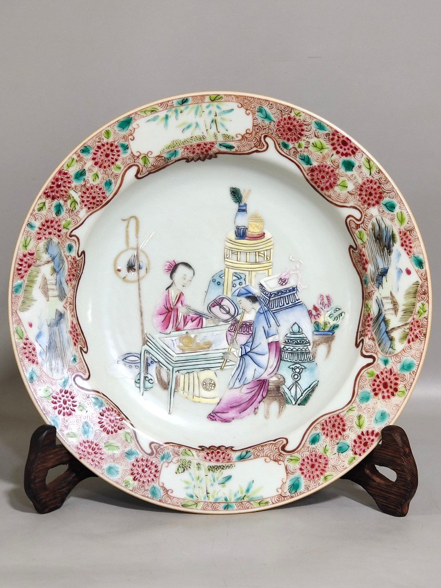 Qing Dynasty Overseas return and export character story plate