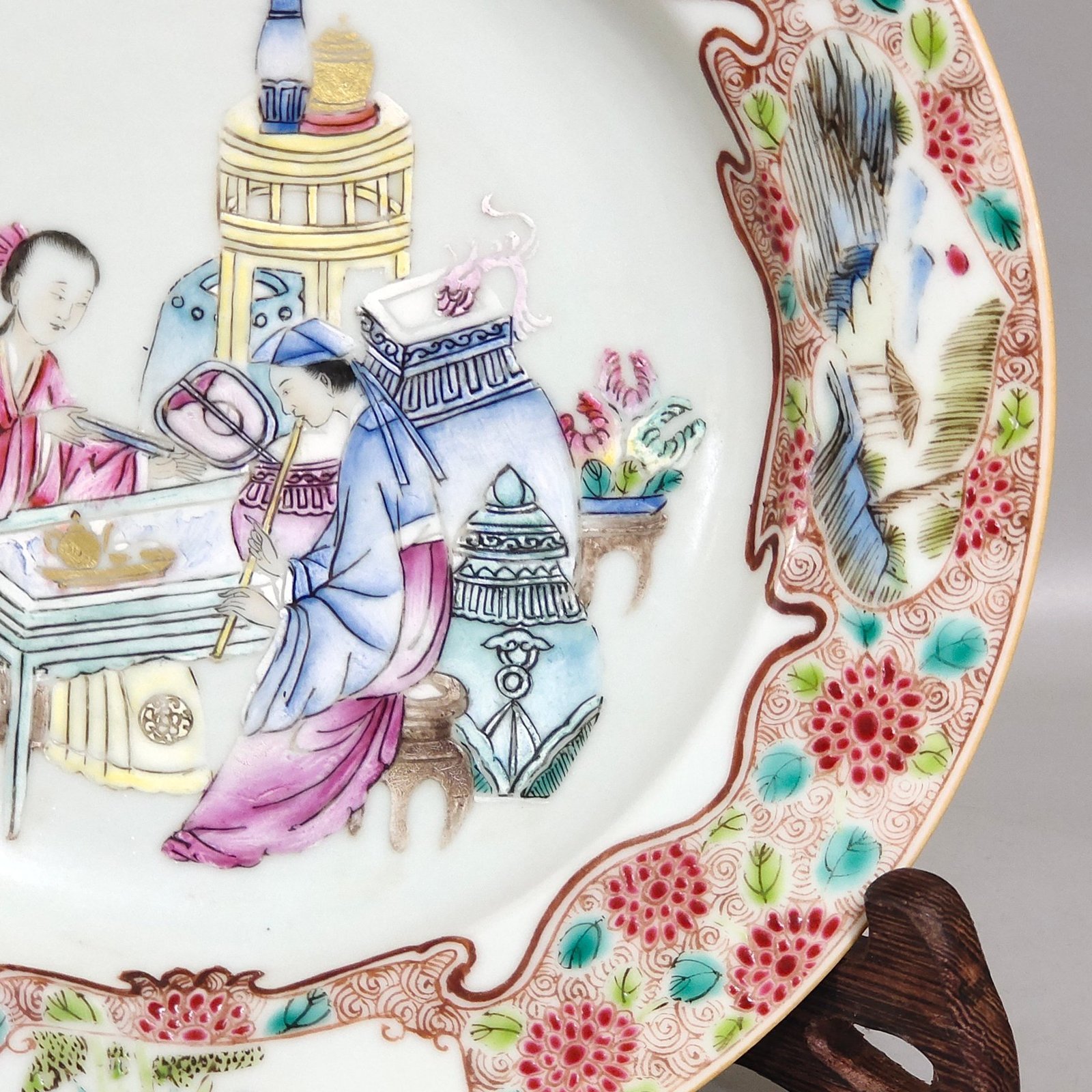 Qing Dynasty Overseas return and export character story plate