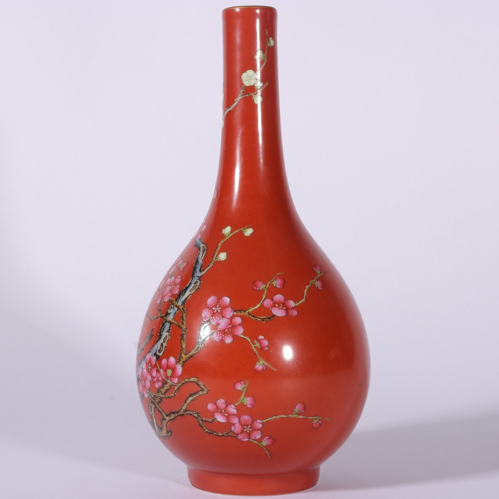 Qing Dynasty Qianlong pastel coral red happy brow vase