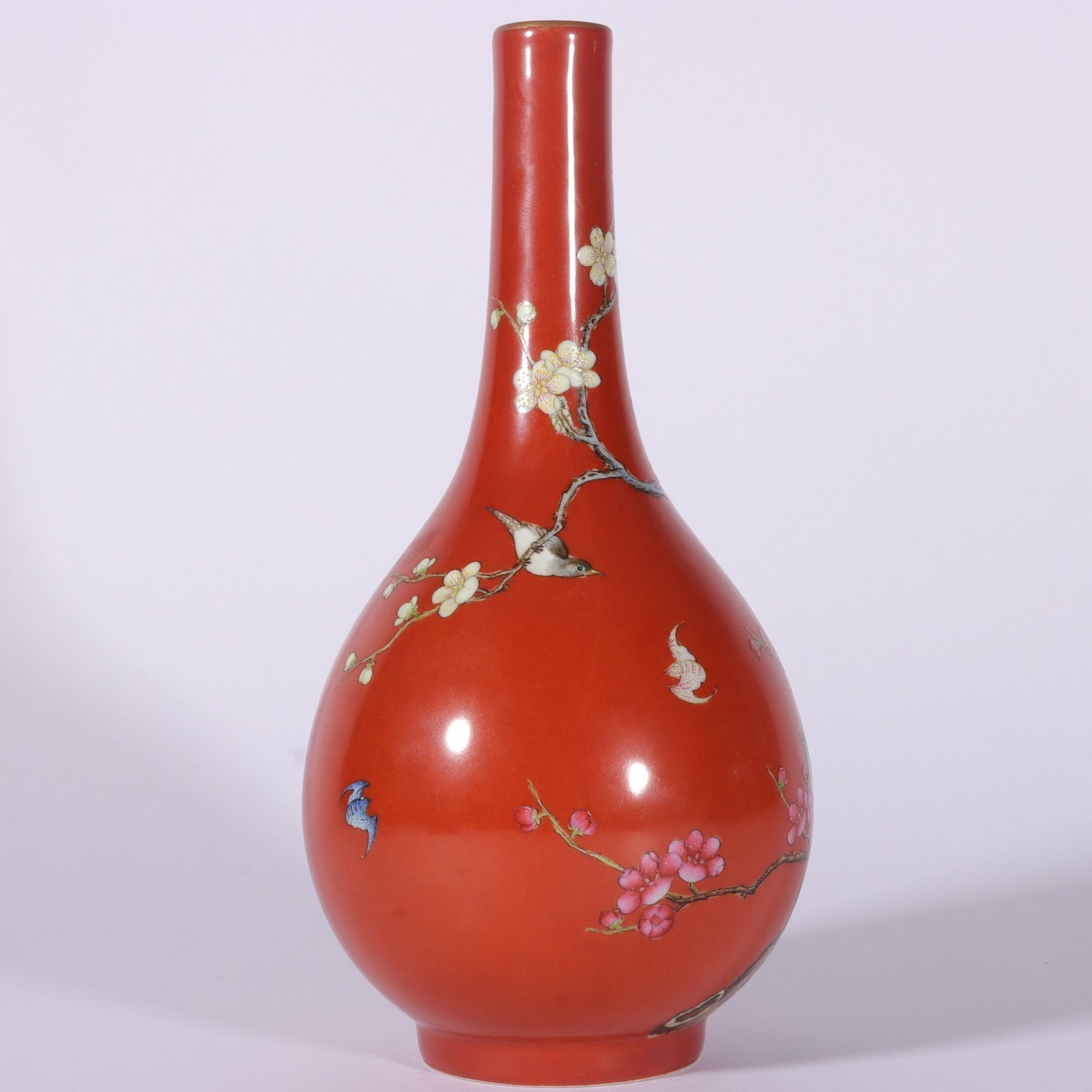 Qing Dynasty Qianlong pastel coral red happy brow vase