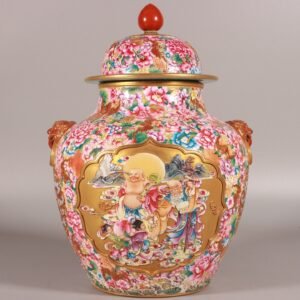 Qing Dynasty Qianlong enamel with thousands of flowers and longevity and jubilee lion ear jar