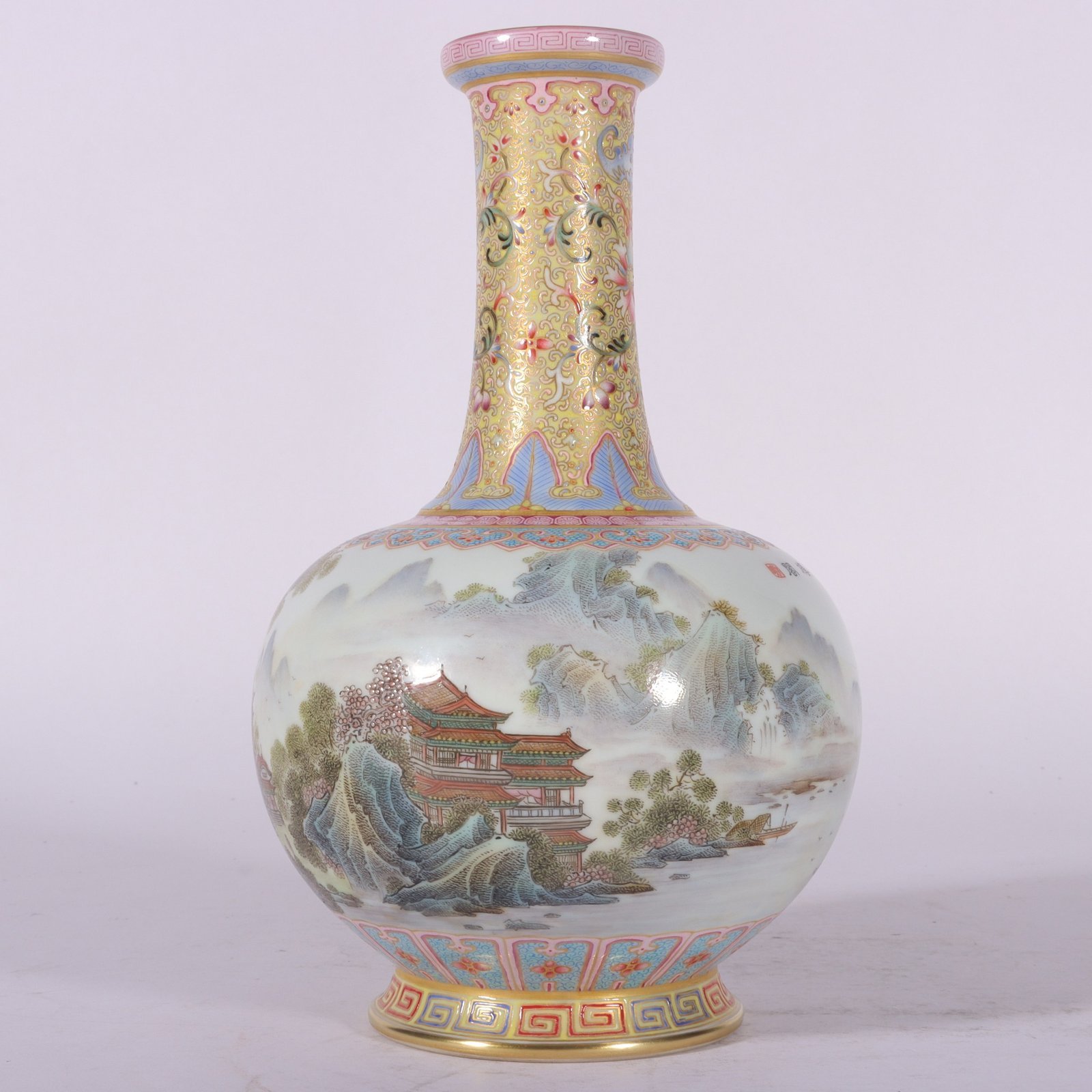 Qing Dynasty Qianlong enamel filigree Gu Yuexuan vase